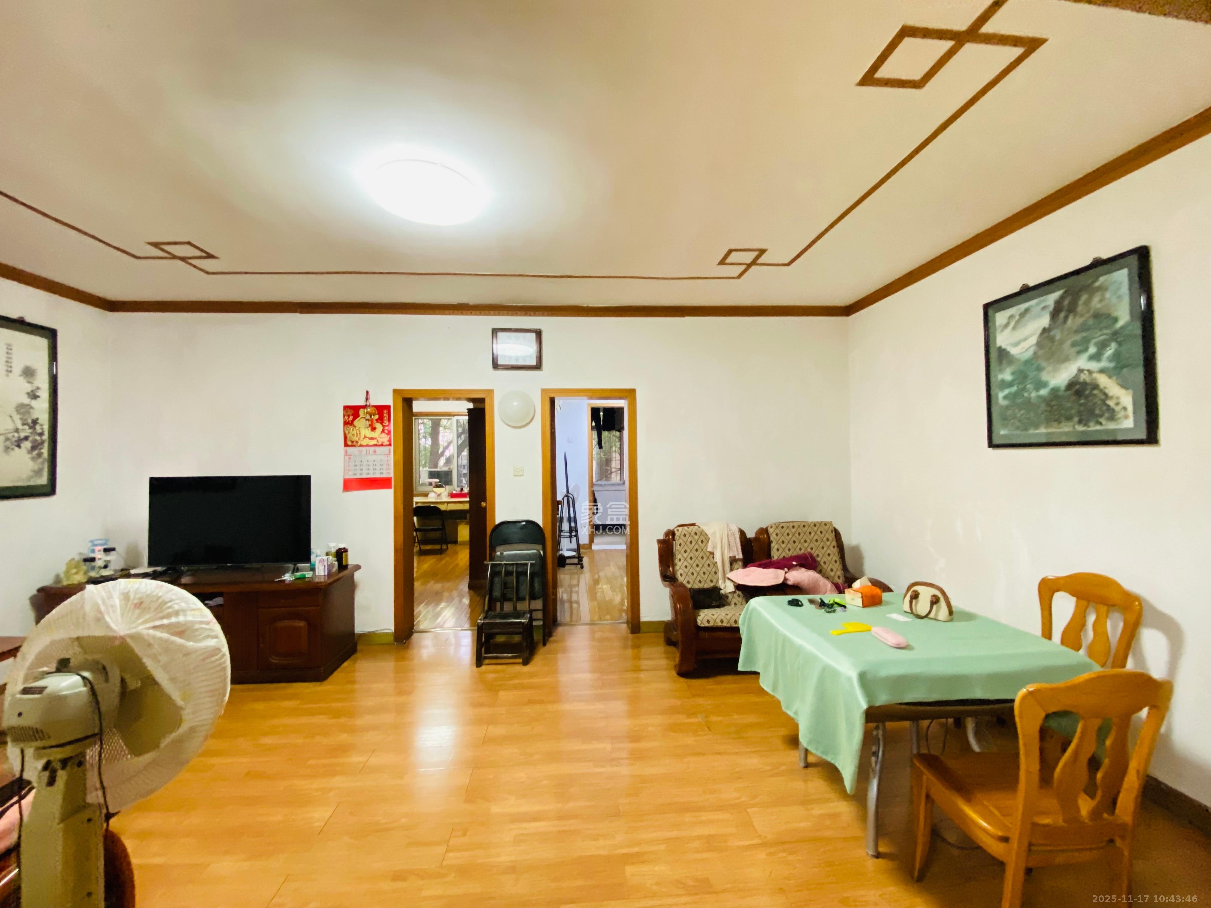 长沙理工大学侯家塘校区教职工宿舍 2室1厅1卫 1700.0元/月 长沙理工大学侯家塘校区教职工宿舍 2室1厅1卫 1700.0元/月室内图