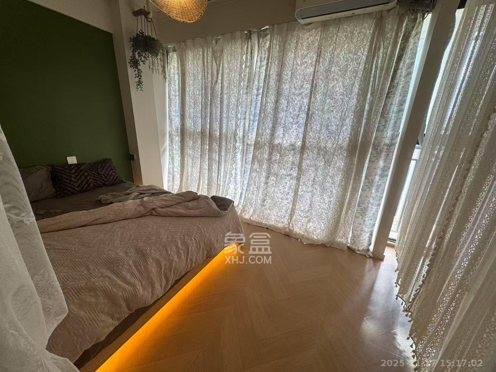 钱隆樽品(一、二、三期)  1室1厅1卫    1780.0元/月室内图