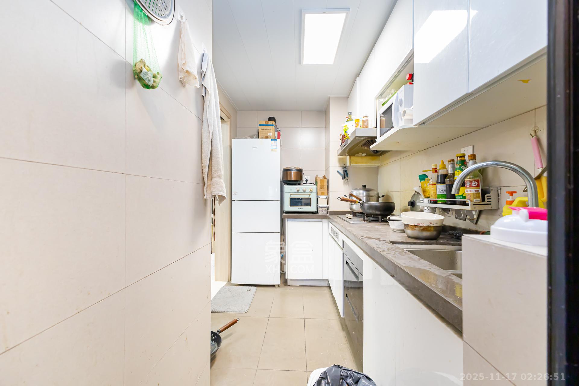 时代倾城三期 2室1厅1卫 63.0万 时代倾城三期 2室1厅1卫 63.0万厨房