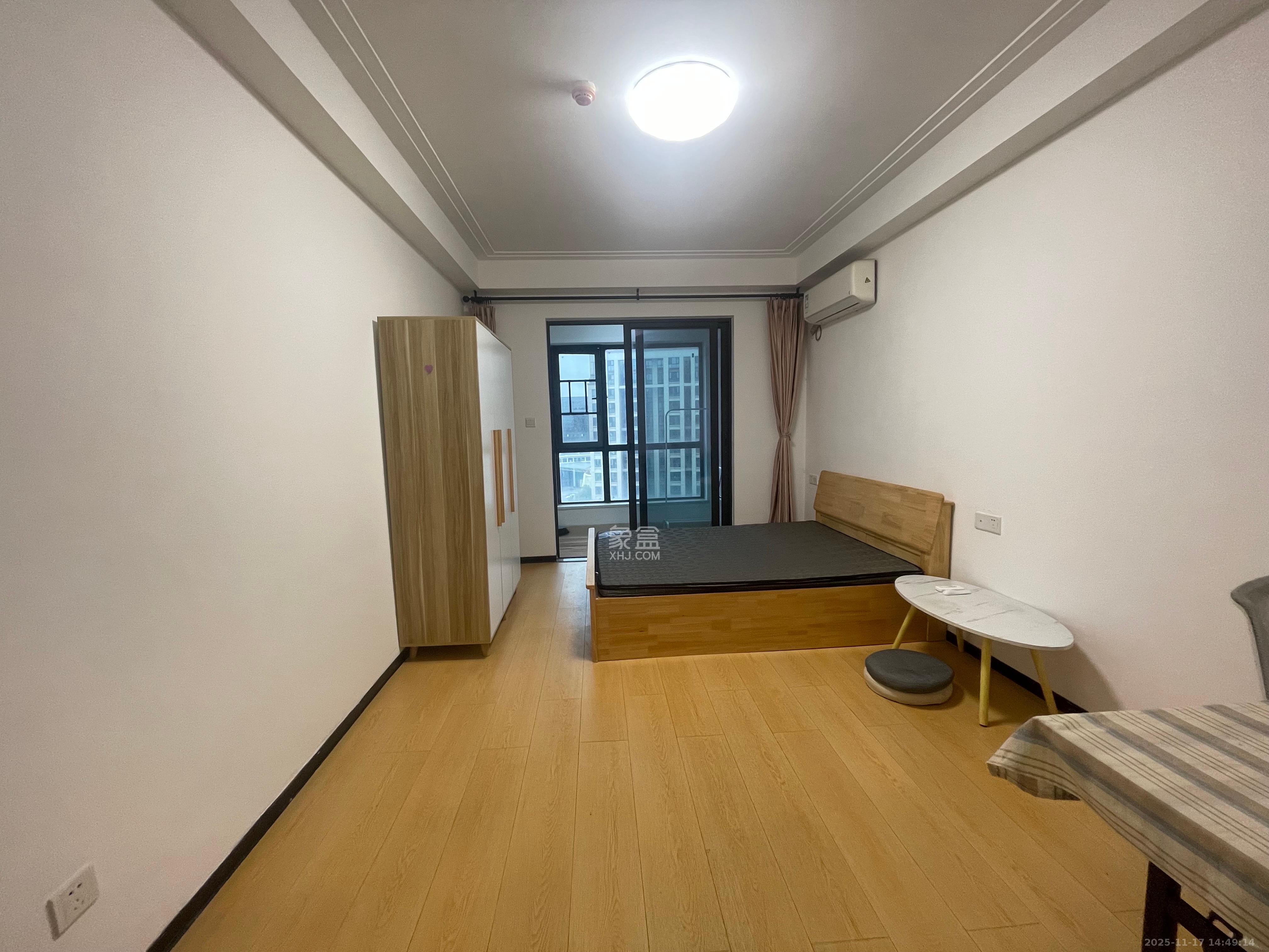 中海新城熙岸（中信新城五期）  1室0厅1卫    1300.0元/月