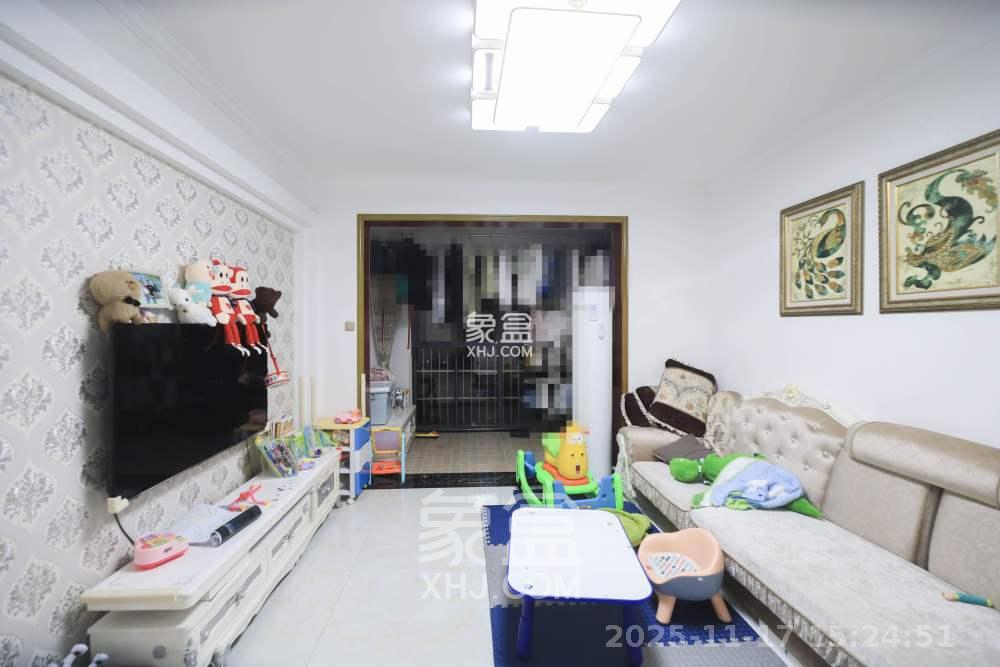 翡翠云天 2室2厅1卫 1800.0元/月 翡翠云天 2室2厅1卫 1800.0元/月室内图