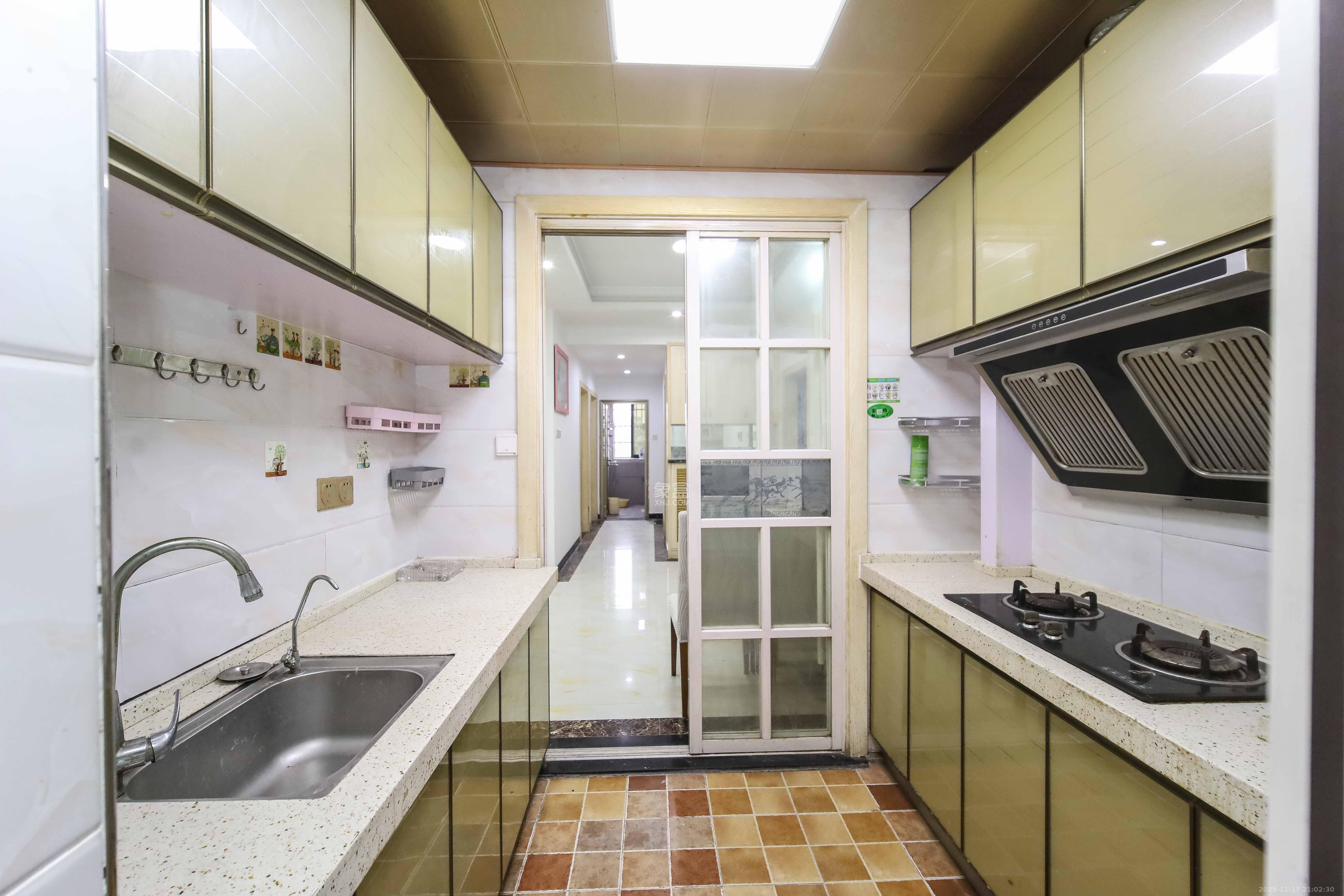 江河双水湾 3室2厅1卫 79.0万 江河双水湾 3室2厅1卫 79.0万厨房