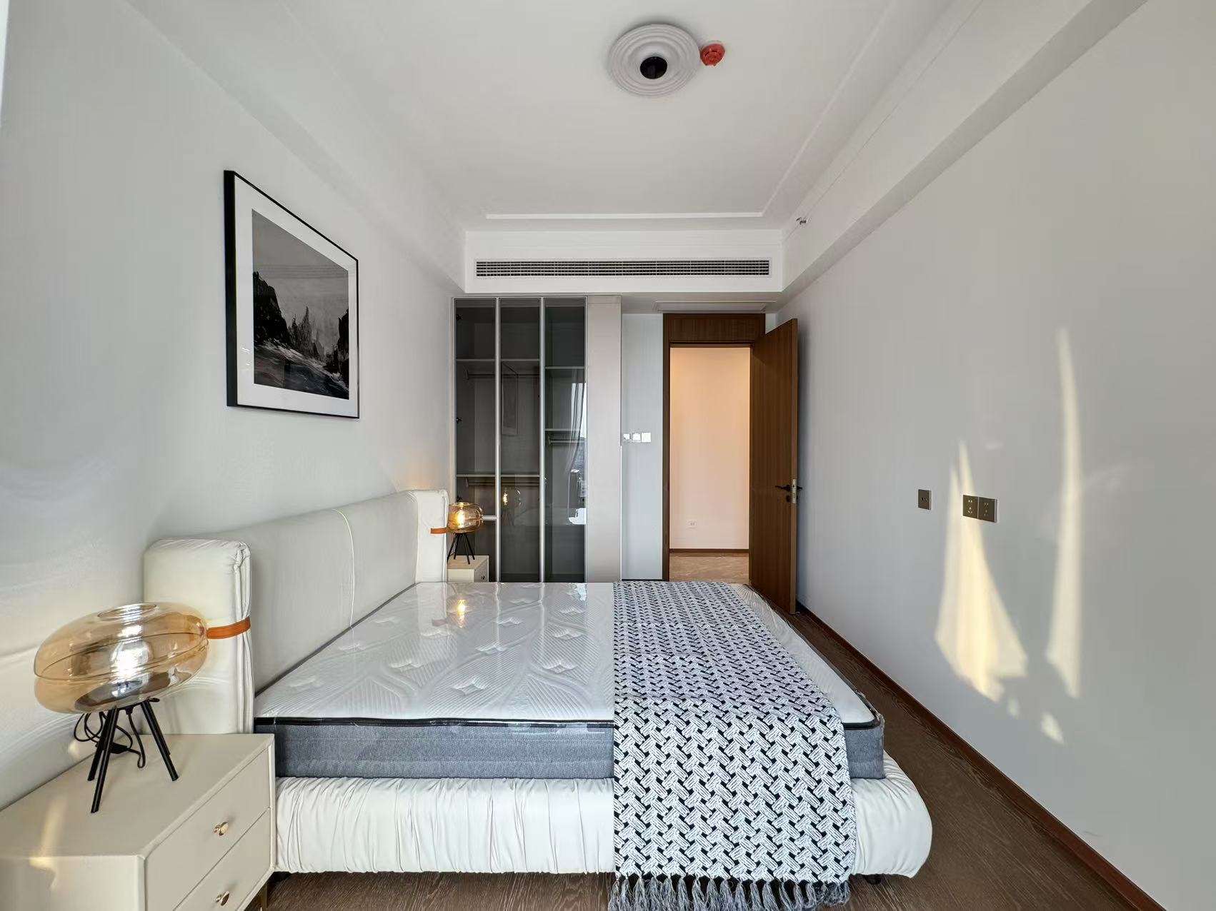 江山印  3室2厅3卫    15800.0元/月户型图