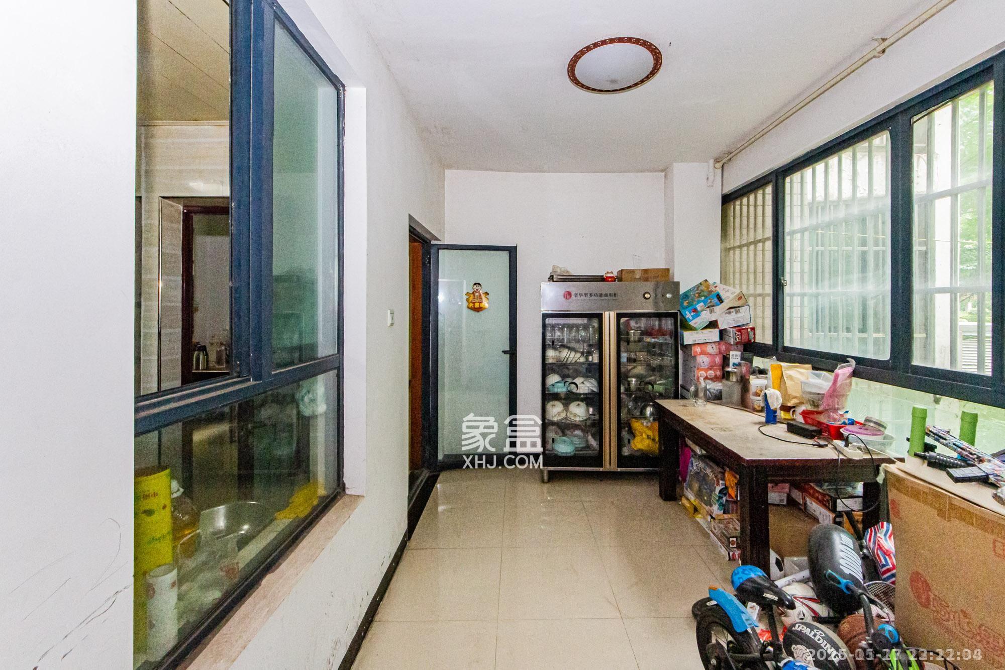 湘江世纪城临江苑  3室2厅2卫    2600.0元/月室内图