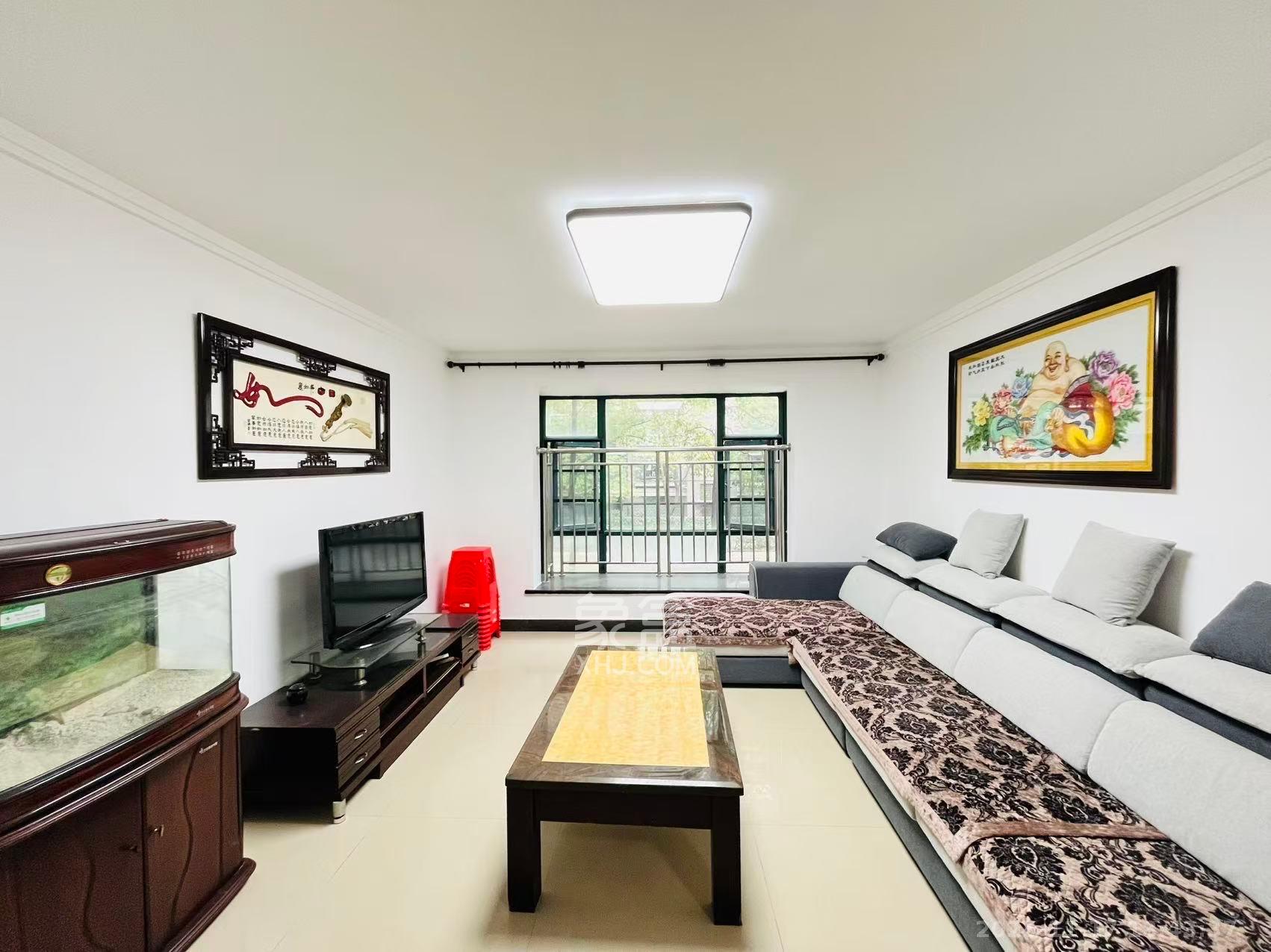 钱隆学府一、二期  2室1厅1卫    1700.0元/月