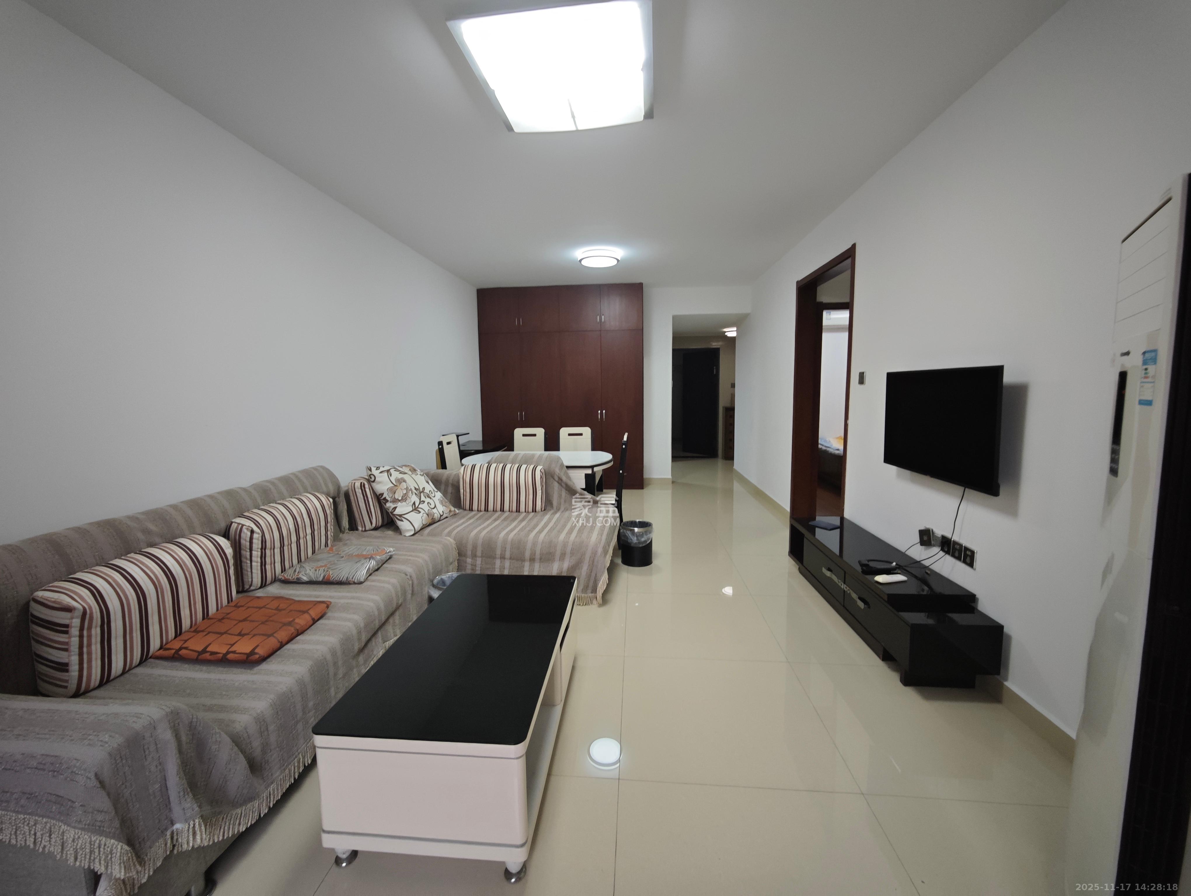 融科檀香山（融科紫檀、香山国际）  2室1厅1卫    2800.0元/月