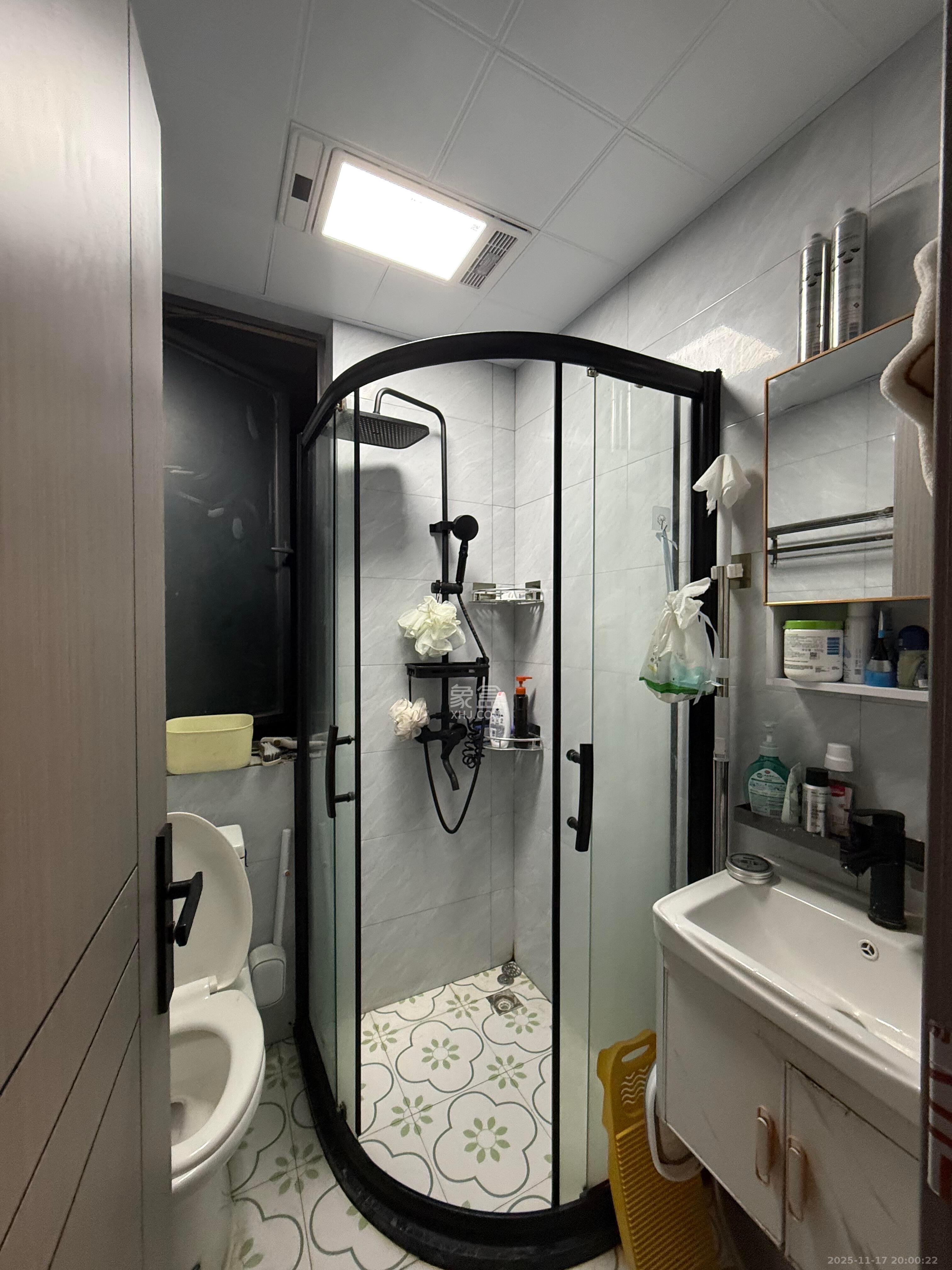 雨花大厦（云海大厦）  1室0厅0卫    1580.0元/月室内图