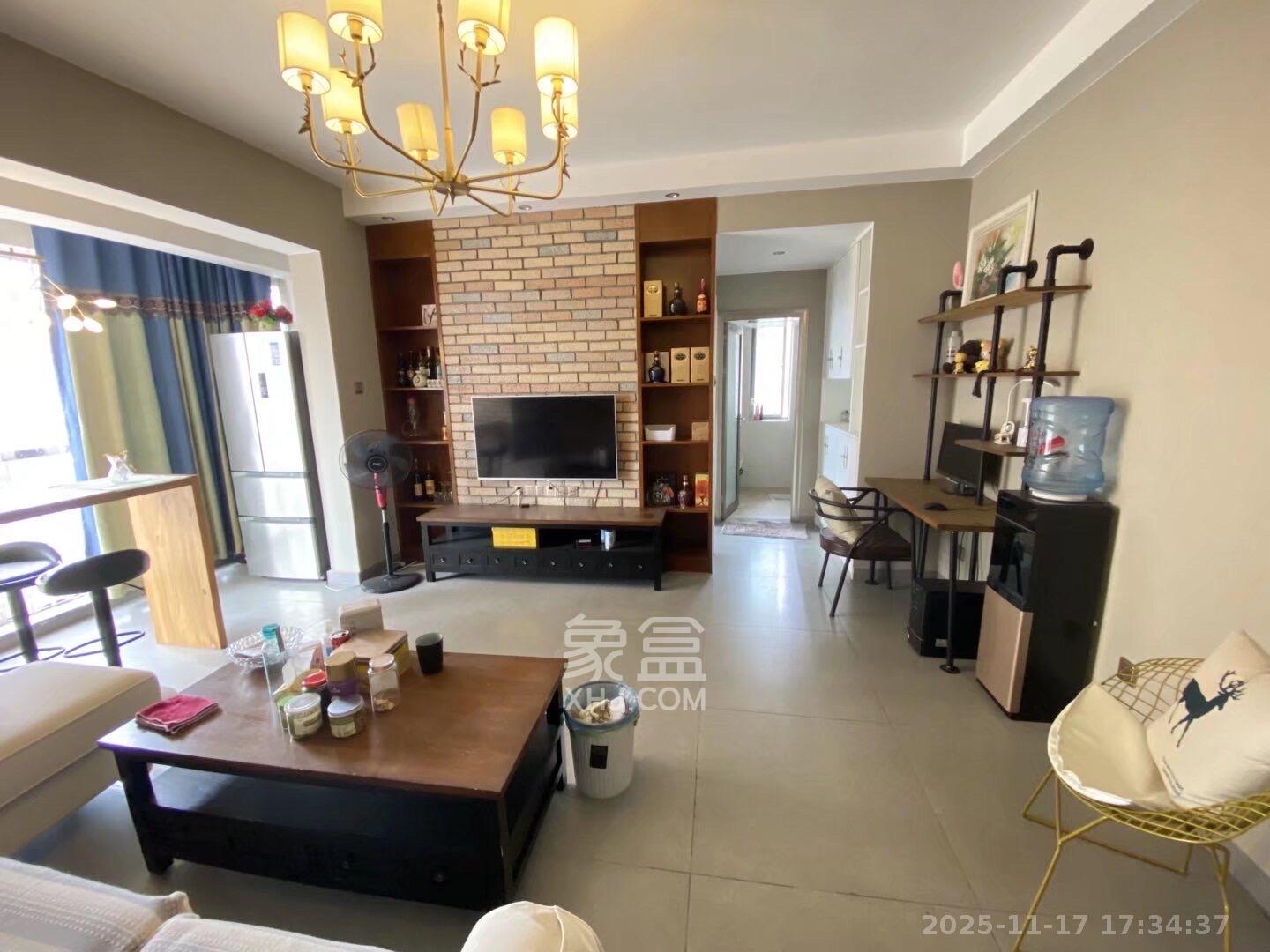 中欣楚天雅郡 1室1厅1卫 1600.0元/月 中欣楚天雅郡 1室1厅1卫 1600.0元/月室内图