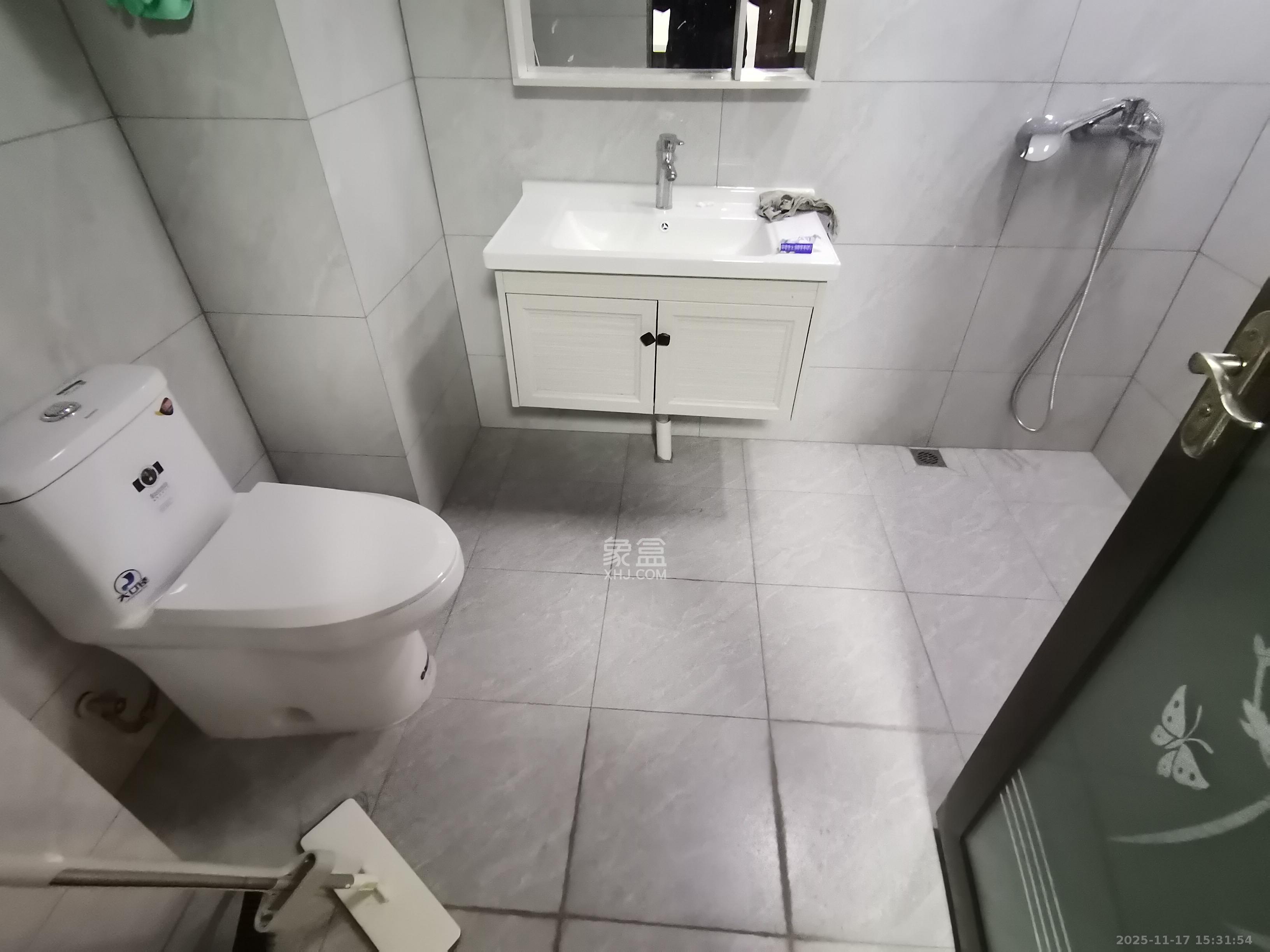 融科檀香山（融科紫檀、香山国际）  1室1厅1卫    1800.0元/月室内图