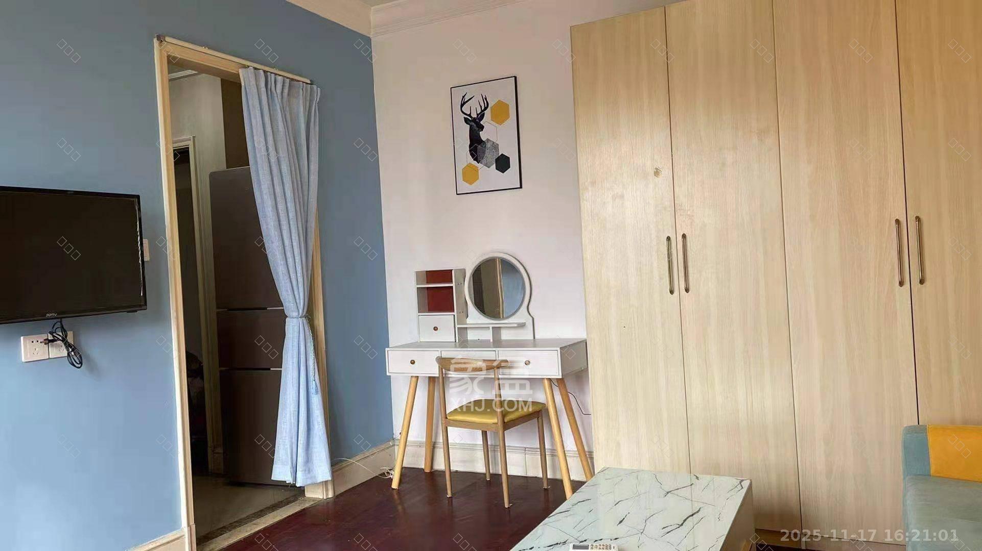 郡原广场 1室1厅1卫 1500.0元/月 郡原广场 1室1厅1卫 1500.0元/月室内图