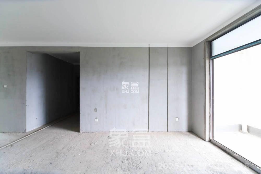 长房半岛蓝湾(观山月) 5室2厅2卫 2200.0元/月 长房半岛蓝湾(观山月) 5室2厅2卫 2200.0元/月室内图