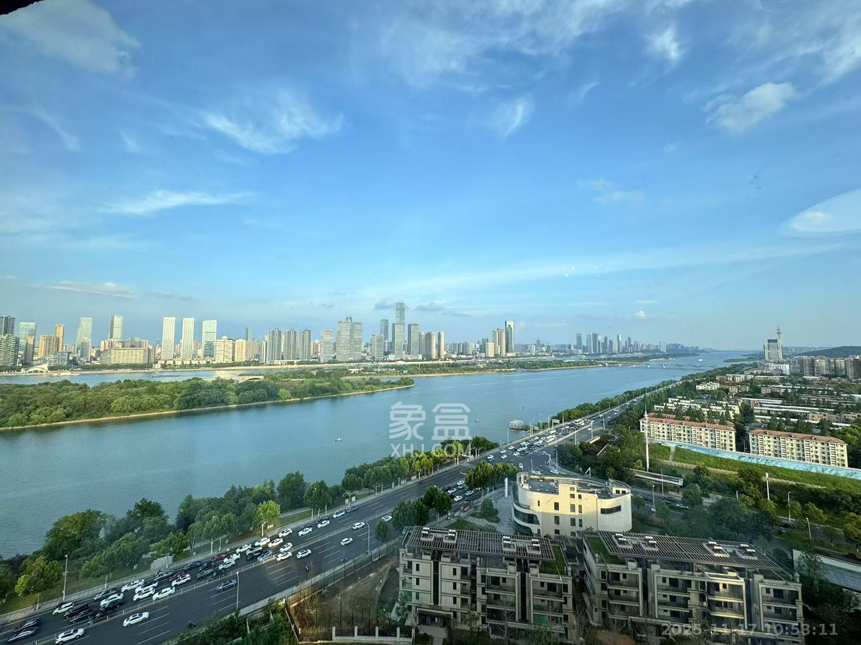 江山印  3室2厅3卫    15800.0元/月室内图