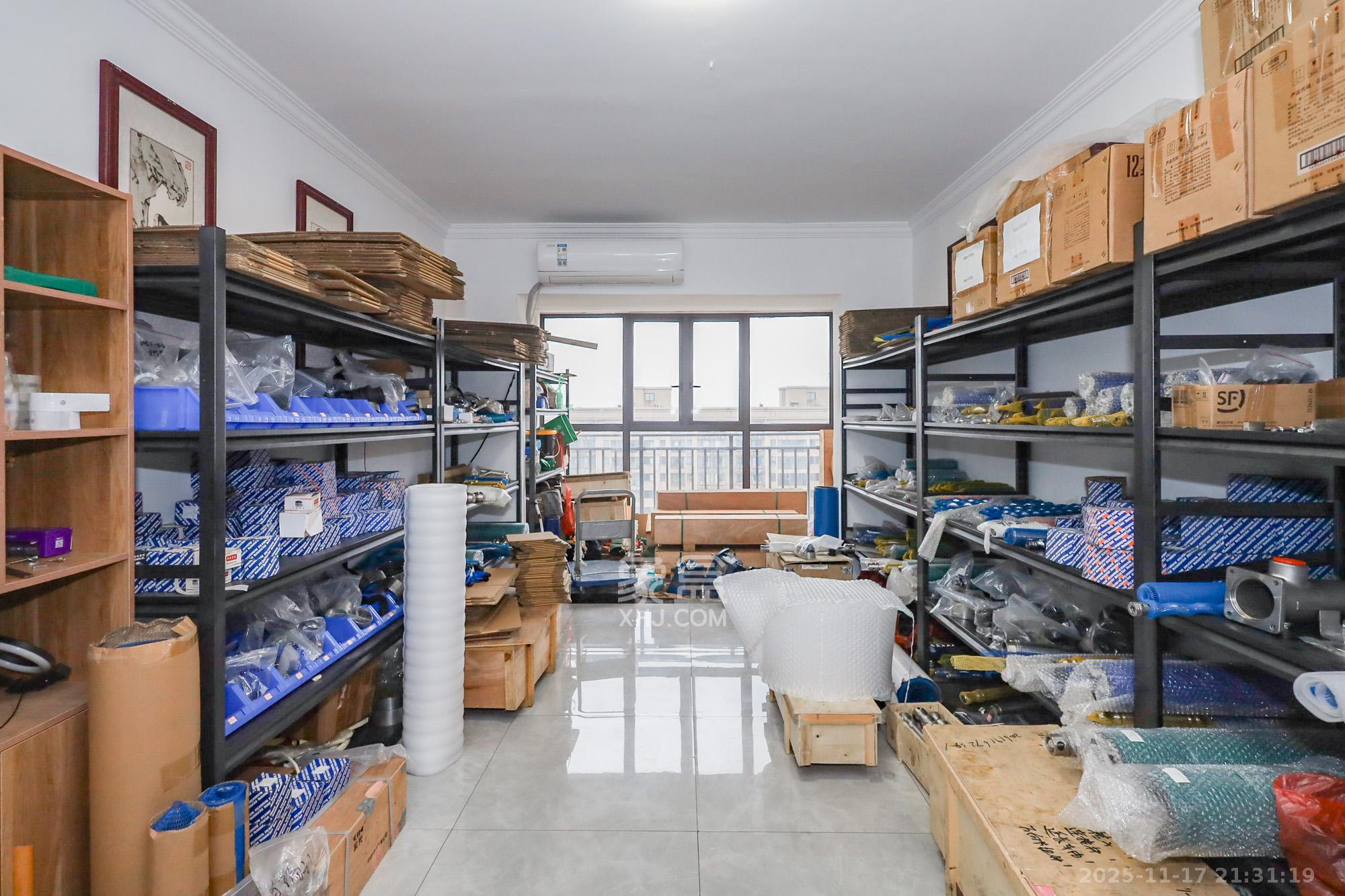 钰龙天下二期（钰龙佳园）  2室2厅1卫    210.0万客厅