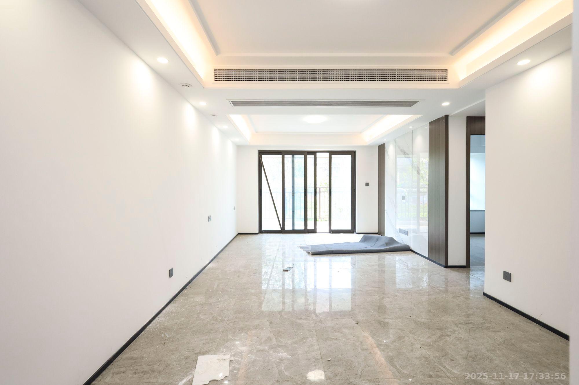 中欣楚天御府F区锦上  3室2厅2卫    2800.0元/月室内图