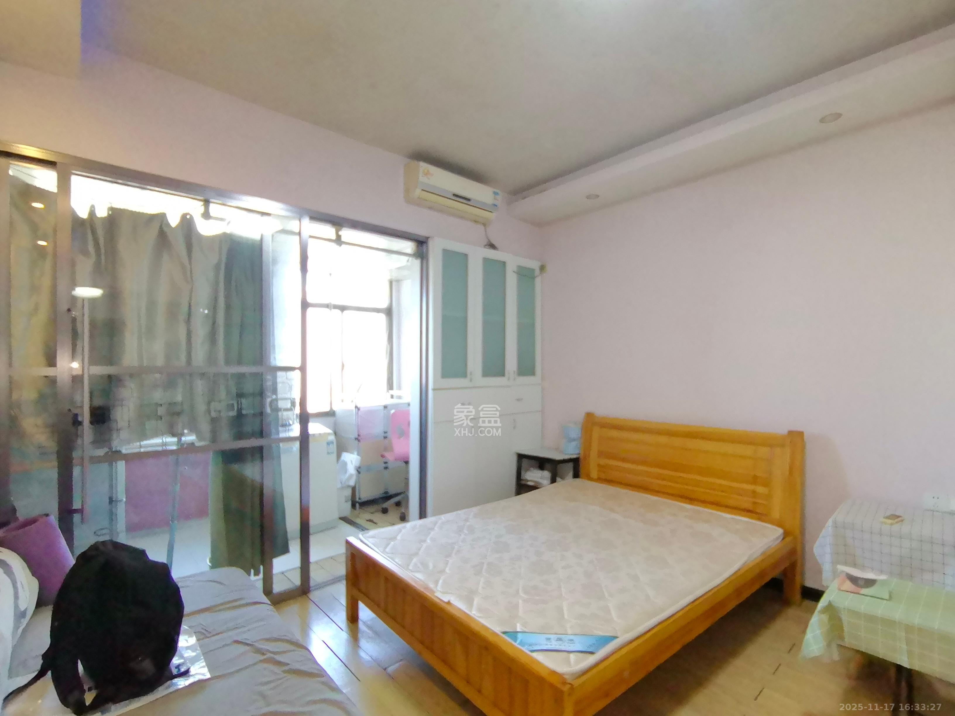 建鑫二期 1室1厅1卫 800.0元/月 建鑫二期 1室1厅1卫 800.0元/月室内图