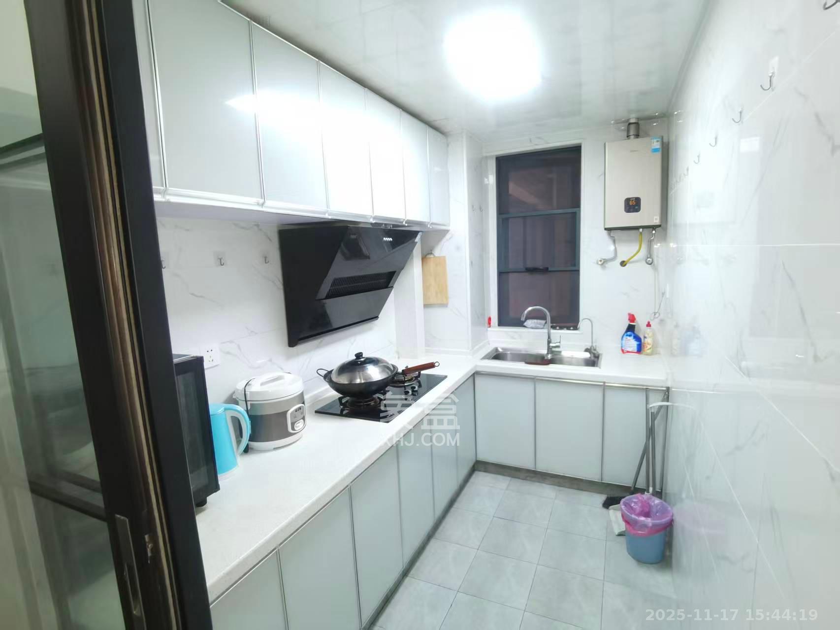 深业喜汇  4室2厅2卫    3000.0元/月室内图