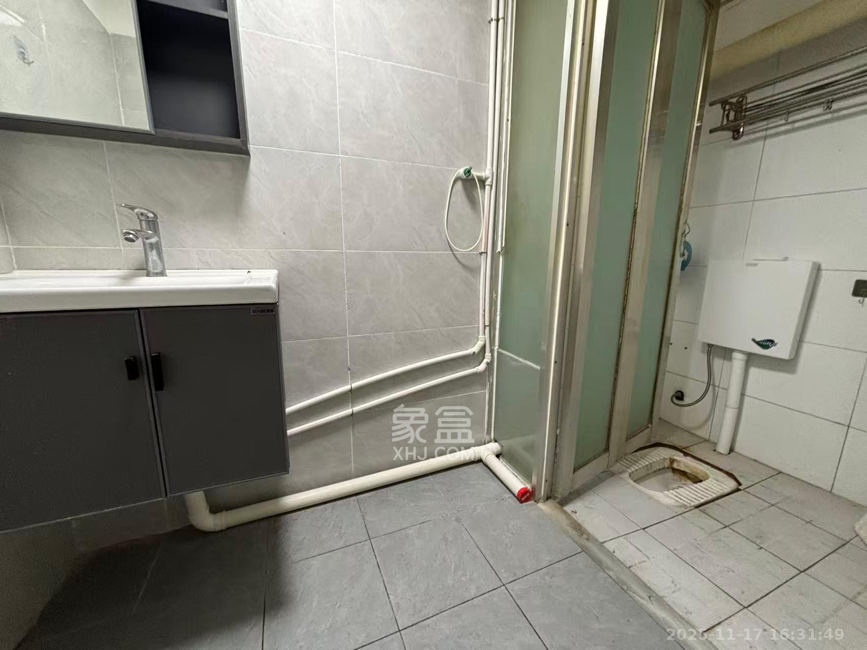 都市春天  1室1厅1卫    850.0元/月室内图