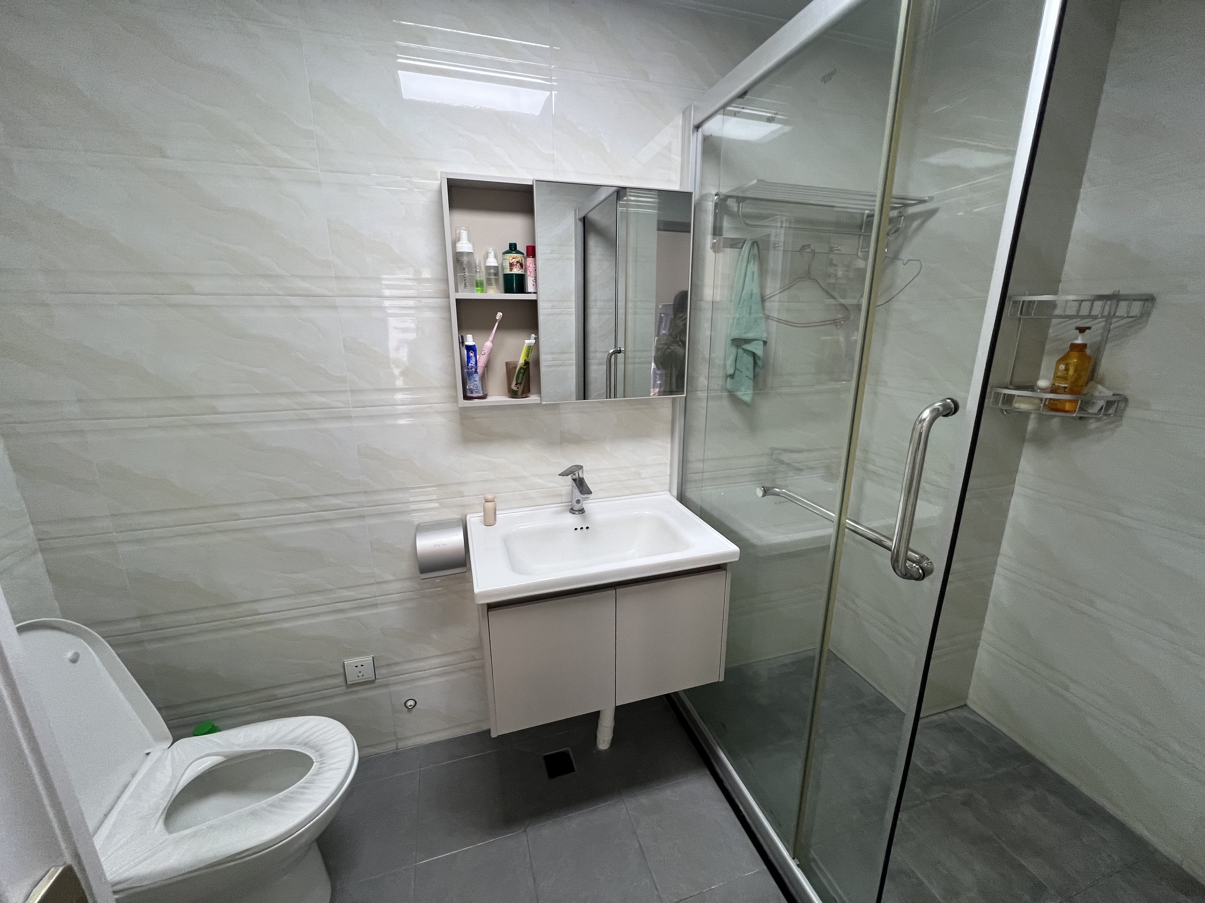 海航豪庭北苑  3室2厅2卫    5500.0元/月室内图