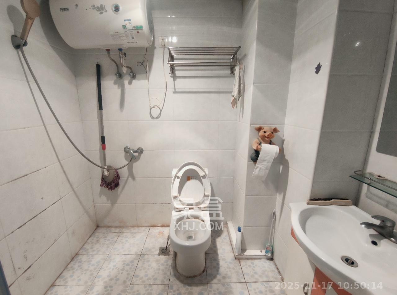 名富公寓 1室0厅1卫 1400.0元/月 名富公寓 1室0厅1卫 1400.0元/月室内图