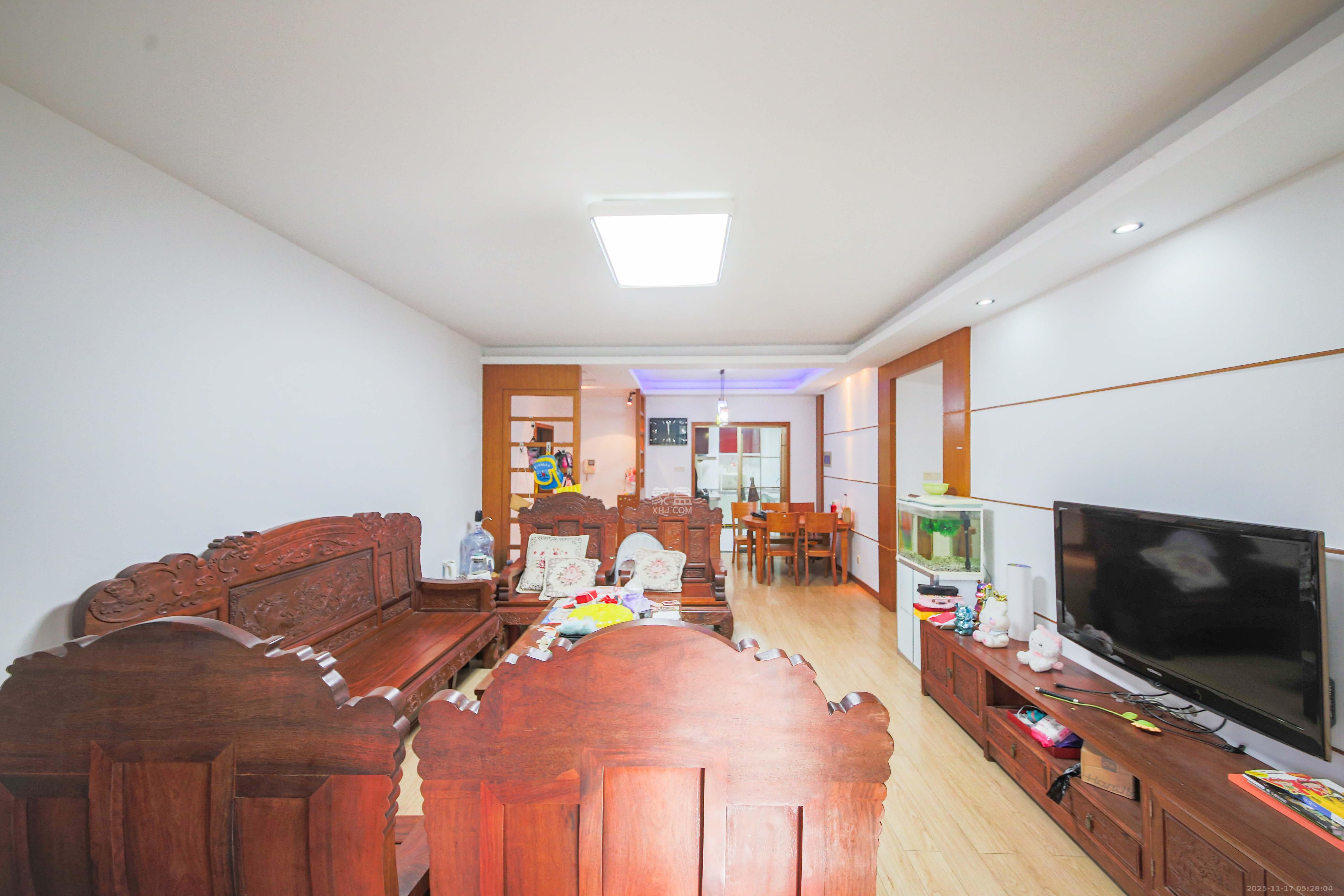 湘诚嘉园  4室2厅2卫    138.0万