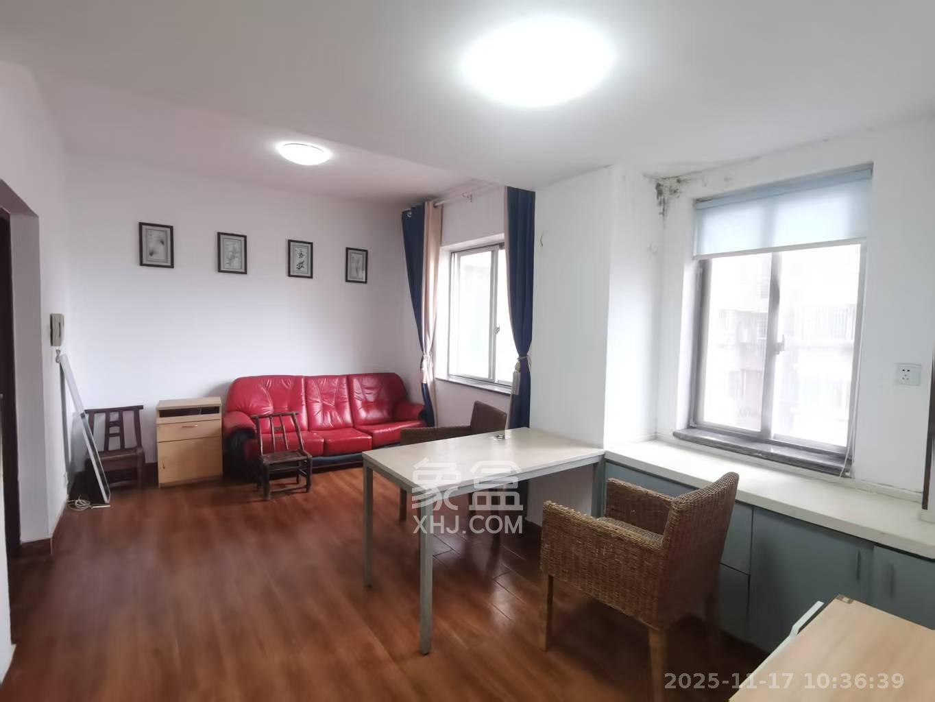 上河国际B座 1室1厅1卫 1600.0元/月 上河国际B座 1室1厅1卫 1600.0元/月室内图