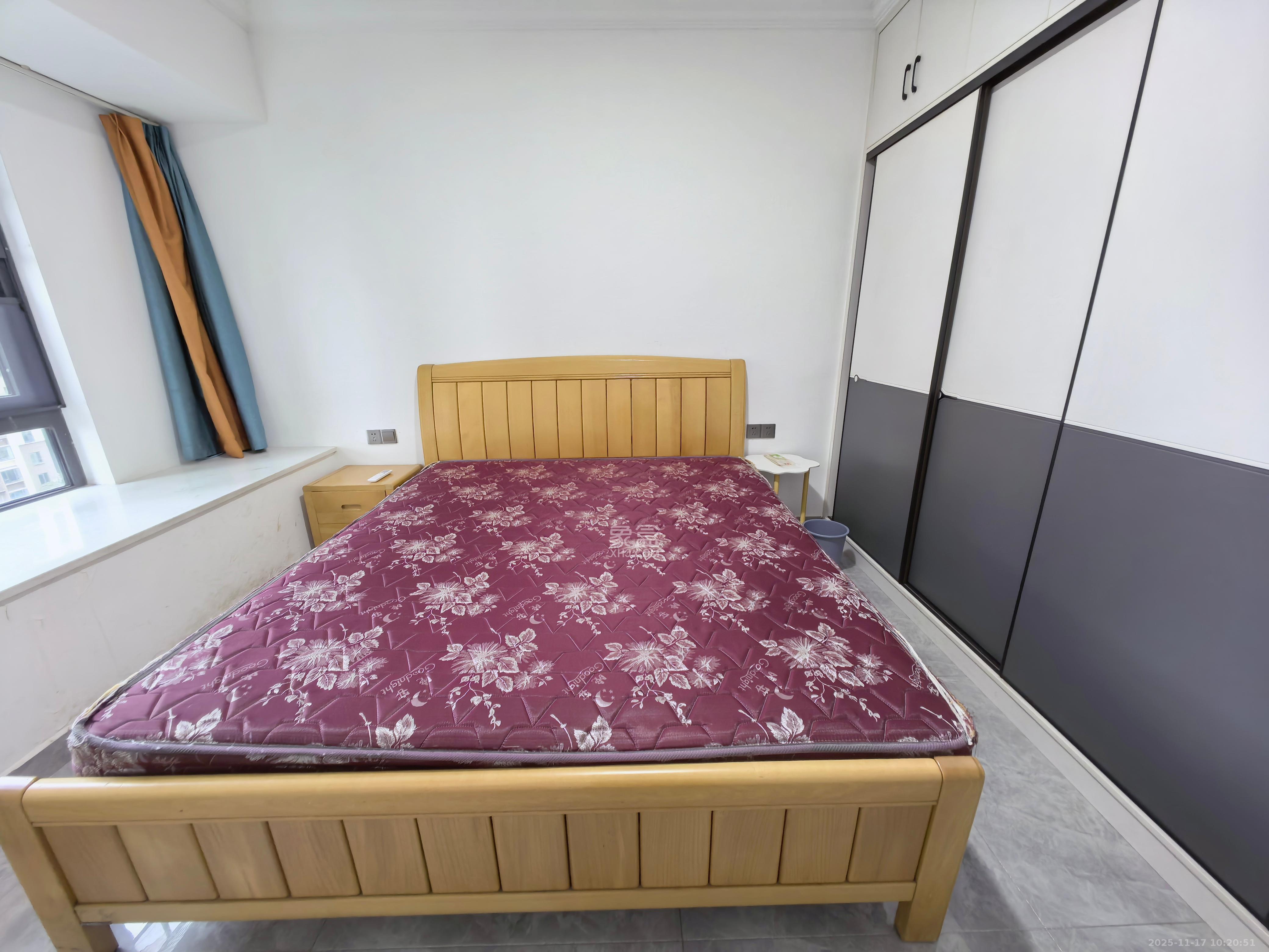 华远海蓝郡 3室2厅1卫 2200.0元/月 华远海蓝郡 3室2厅1卫 2200.0元/月室内图