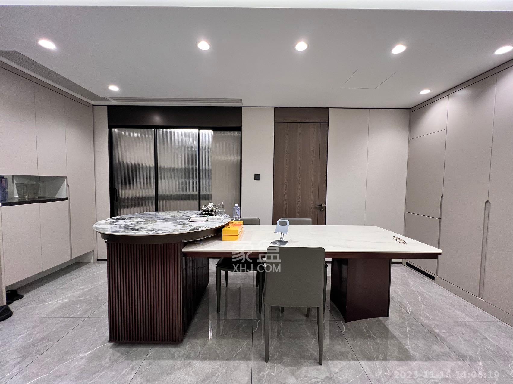 龙湖铂金中心(龙湖春江郦城) 3室2厅2卫 8800.0元/月 龙湖铂金中心(龙湖春江郦城) 3室2厅2卫 8800.0元/月室内图