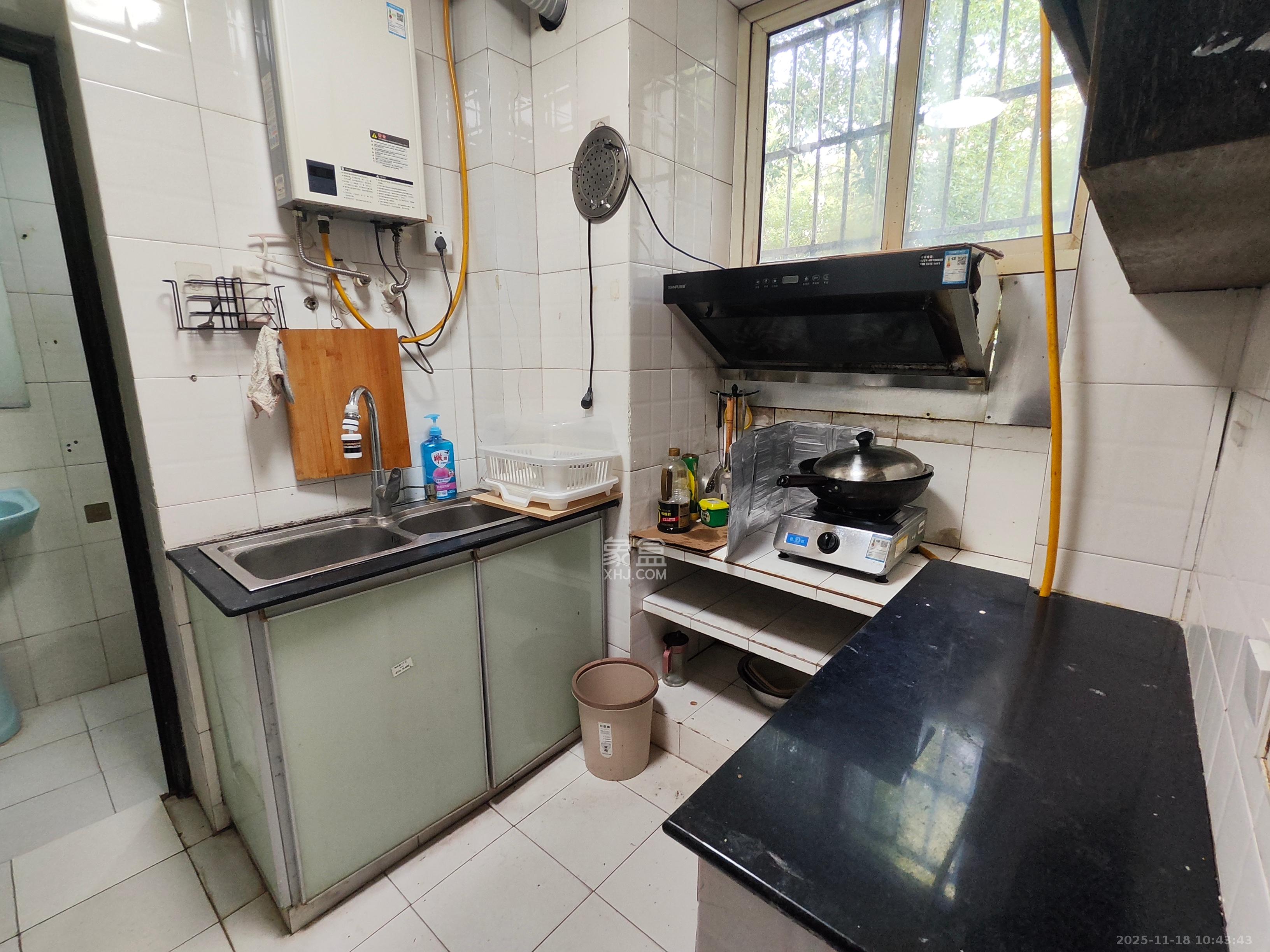 阿弥岭一二片 2室1厅1卫 1200.0元/月 阿弥岭一二片 2室1厅1卫 1200.0元/月室内图