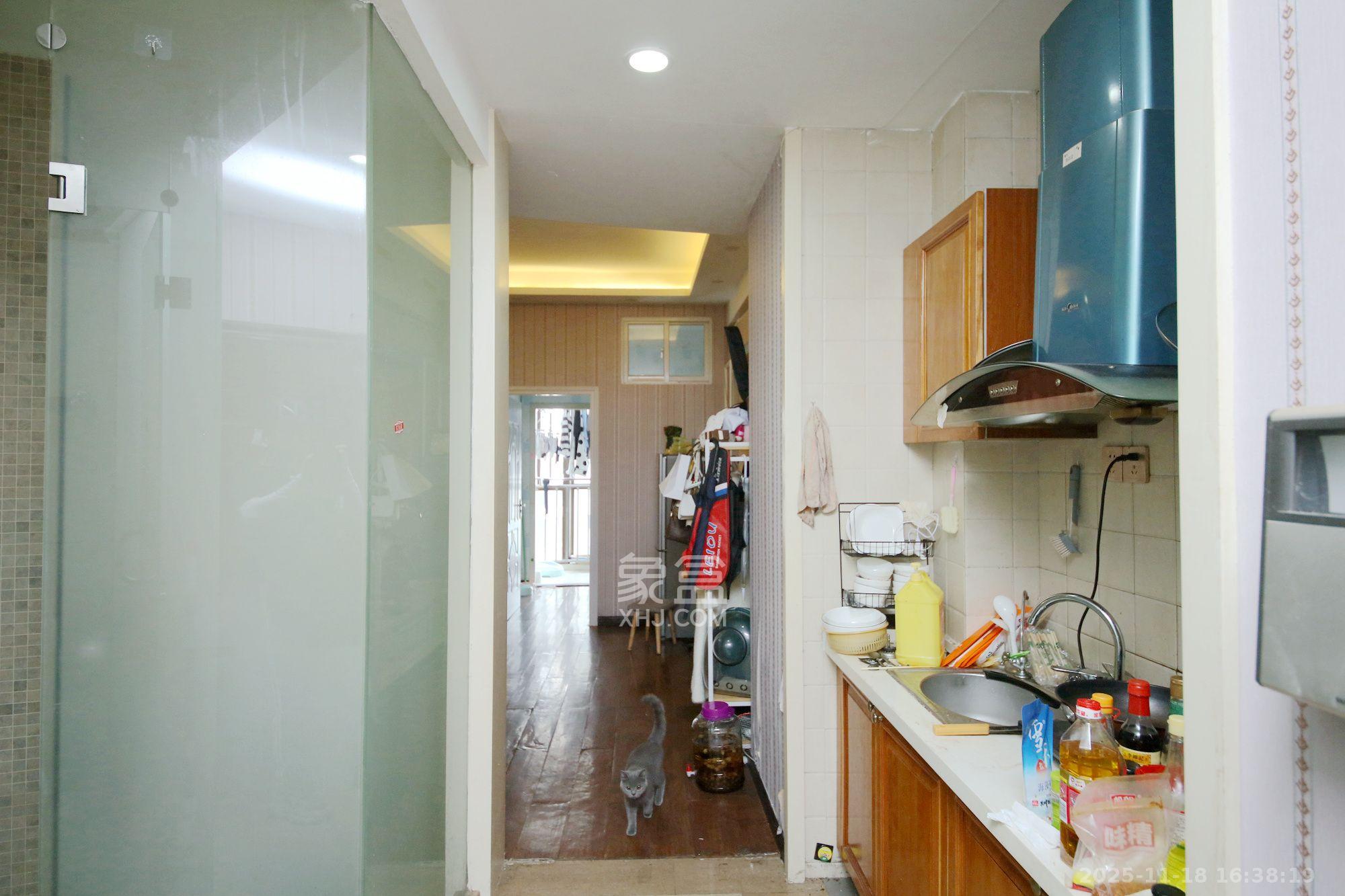 铂宫  2室1厅1卫    2000.0元/月室内图