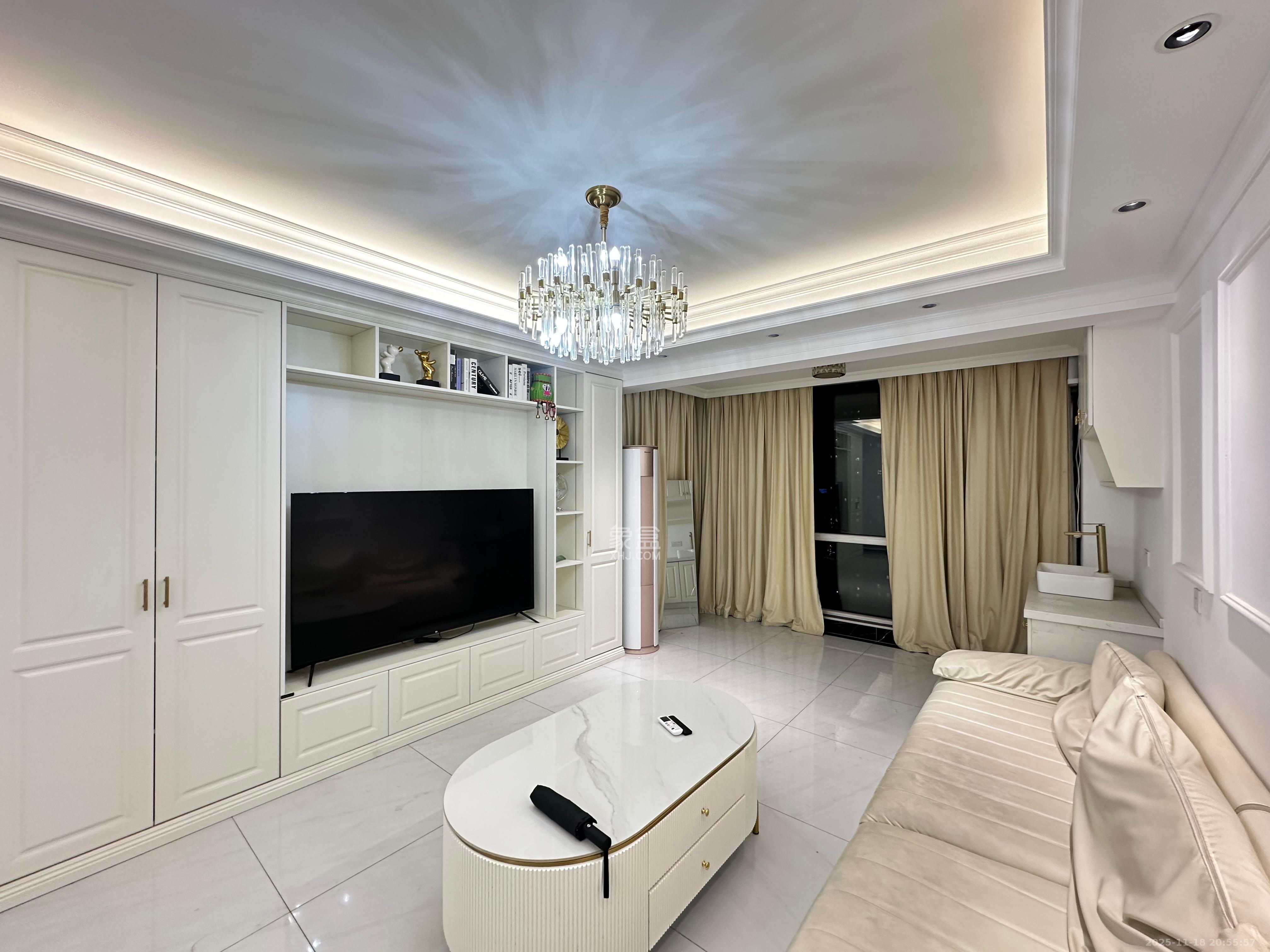 振业城三期  4室2厅2卫    3700.0元/月室内图