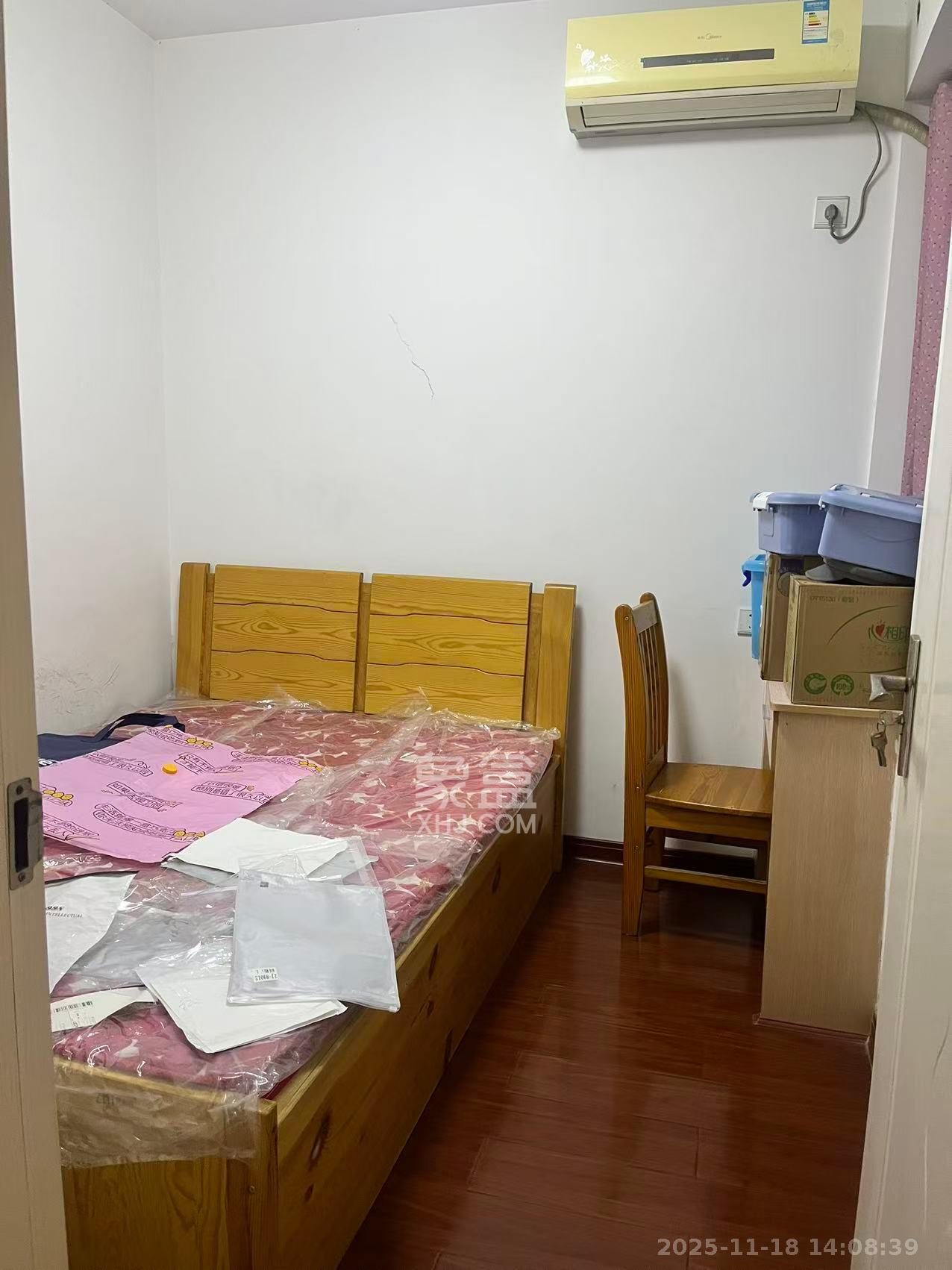 上峰苑（兰亭玥岛）  2室1厅1卫    2300.0元/月室内图