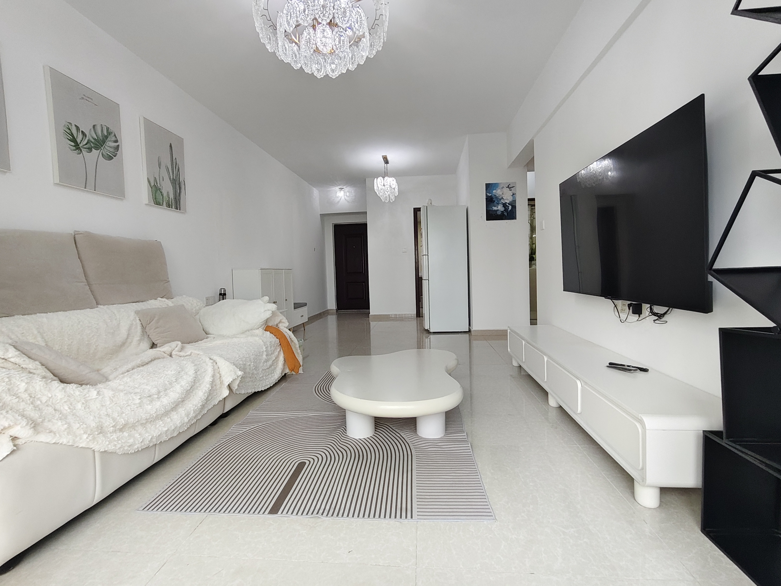 坡巷雅苑  3室2厅1卫    3000.0元/月室内图