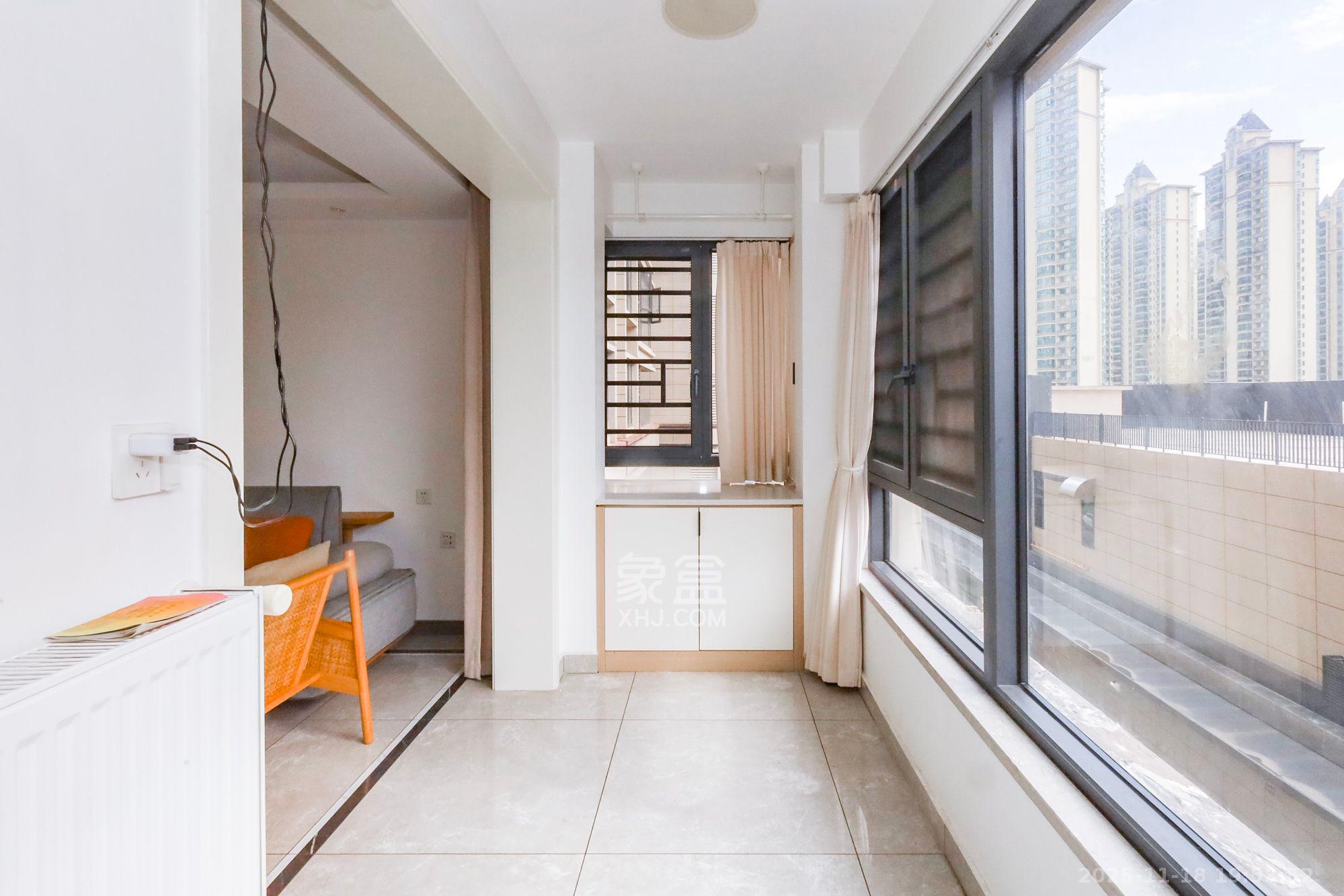 龙湖铂金中心(龙湖春江郦城) 3室2厅2卫 4800.0元/月 龙湖铂金中心(龙湖春江郦城) 3室2厅2卫 4800.0元/月室内图