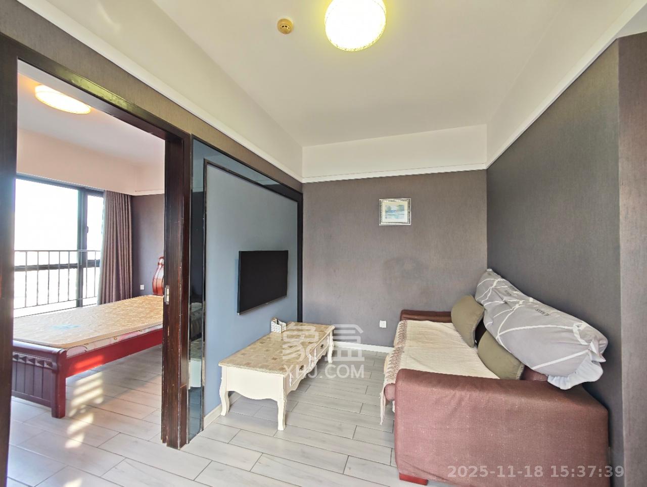 德思勤城市广场(宝格丽公寓) 1室0厅0卫 1600.0元/月 德思勤城市广场(宝格丽公寓) 1室0厅0卫 1600.0元/月室内图