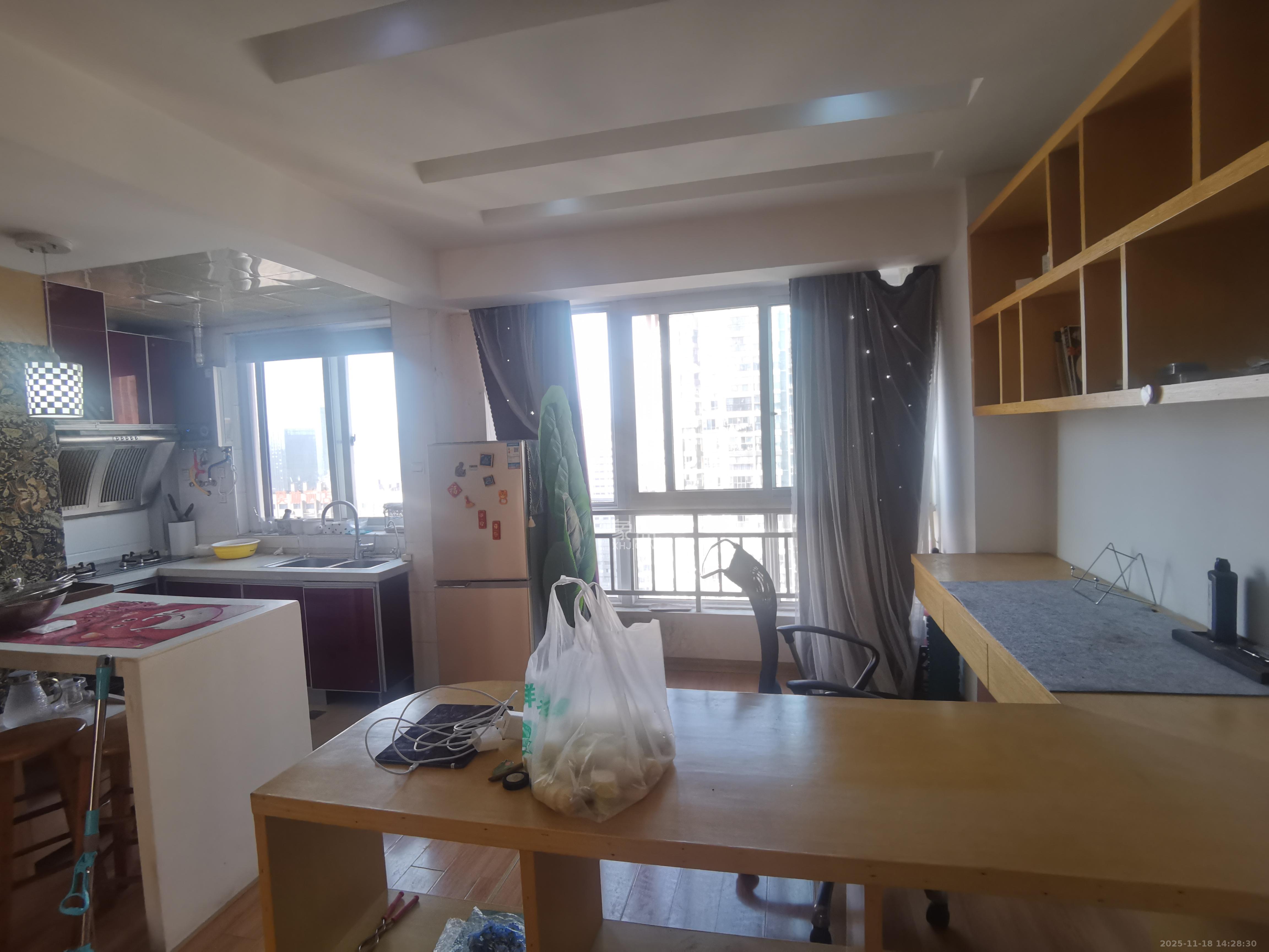 汇都公寓 1室1厅1卫 1900.0元/月 汇都公寓 1室1厅1卫 1900.0元/月室内图