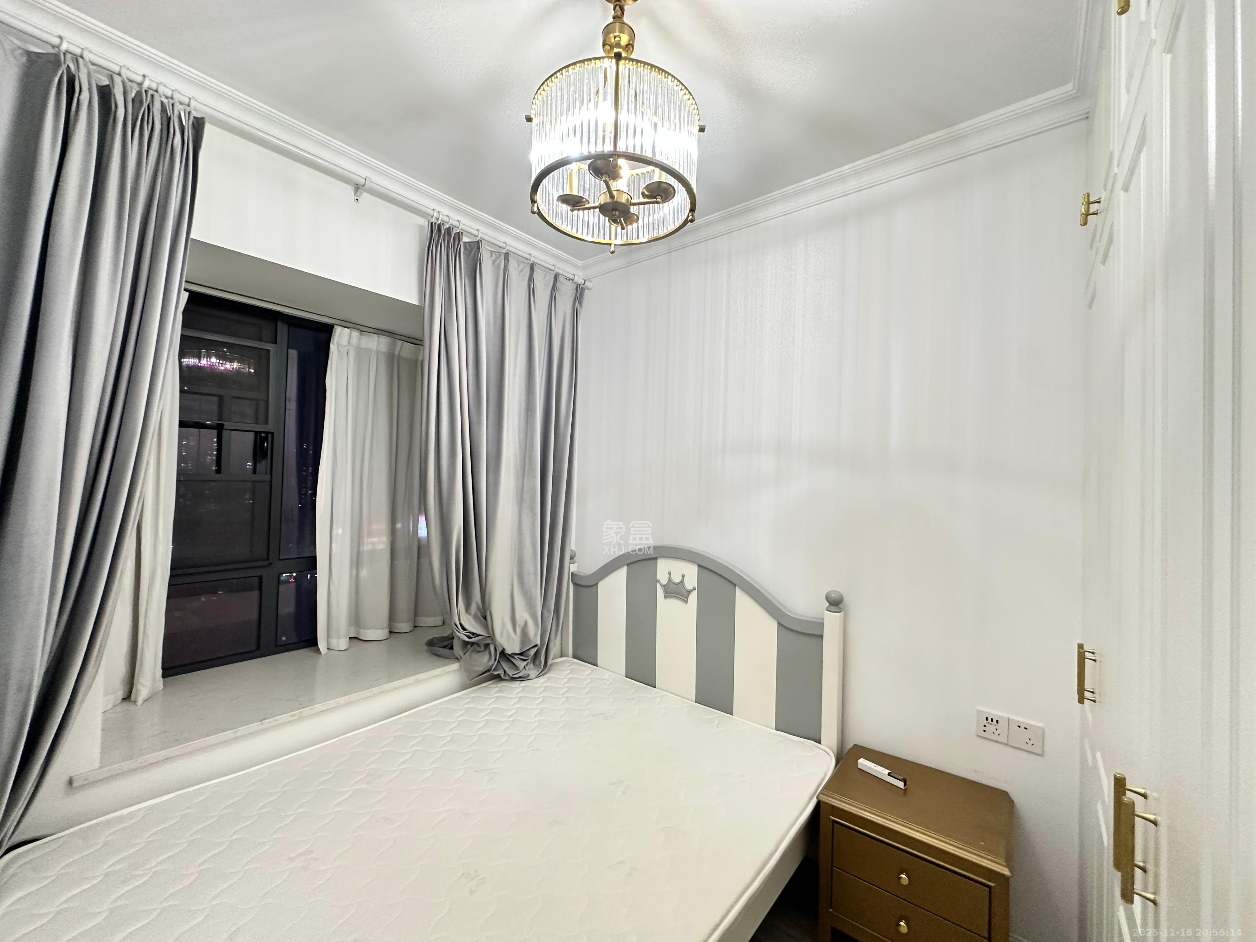 振业城三期 4室2厅2卫 3700.0元/月 振业城三期 4室2厅2卫 3700.0元/月室内图