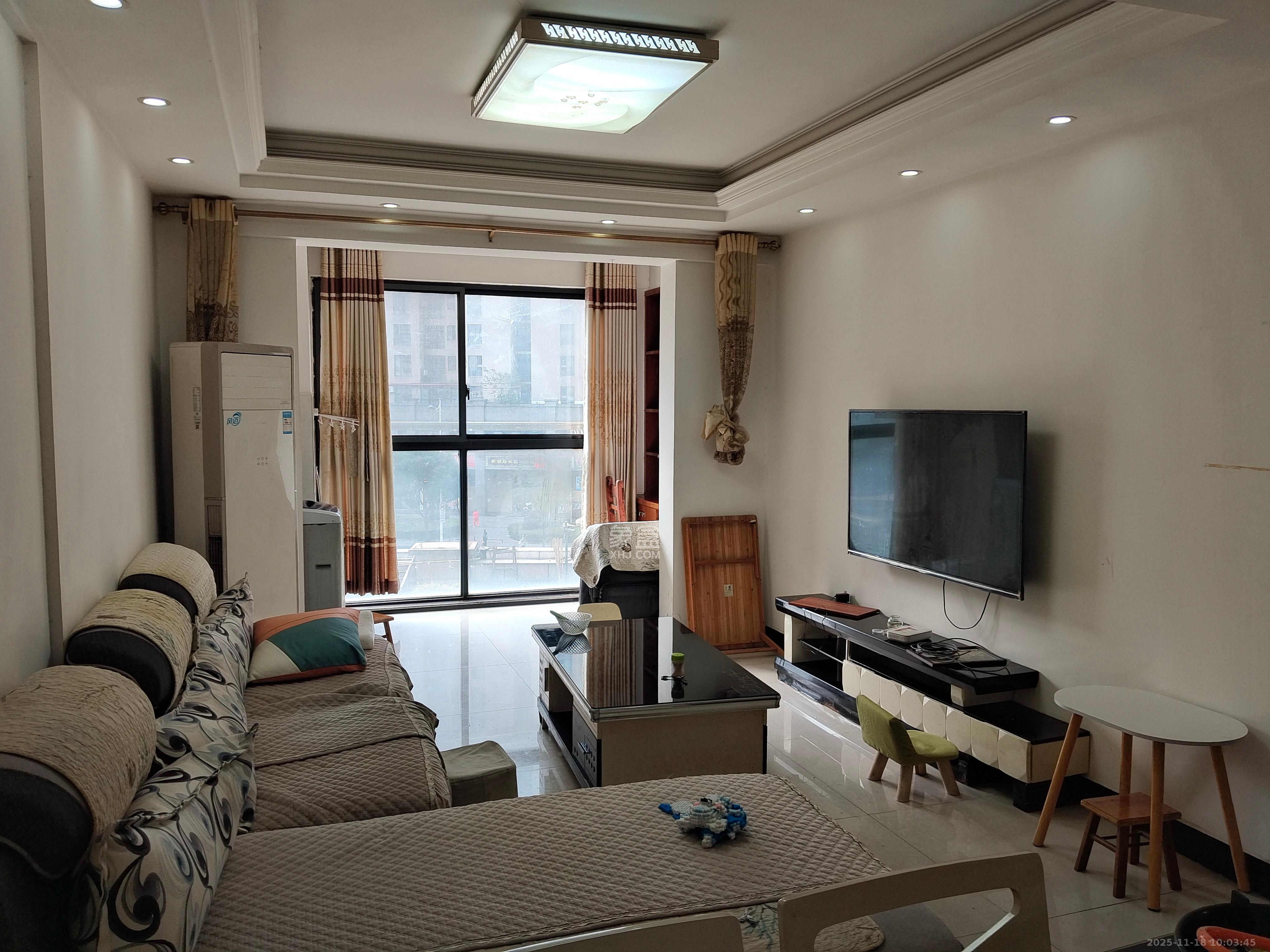 鑫远御文台一期 2室2厅1卫 2100.0元/月 鑫远御文台一期 2室2厅1卫 2100.0元/月室内图