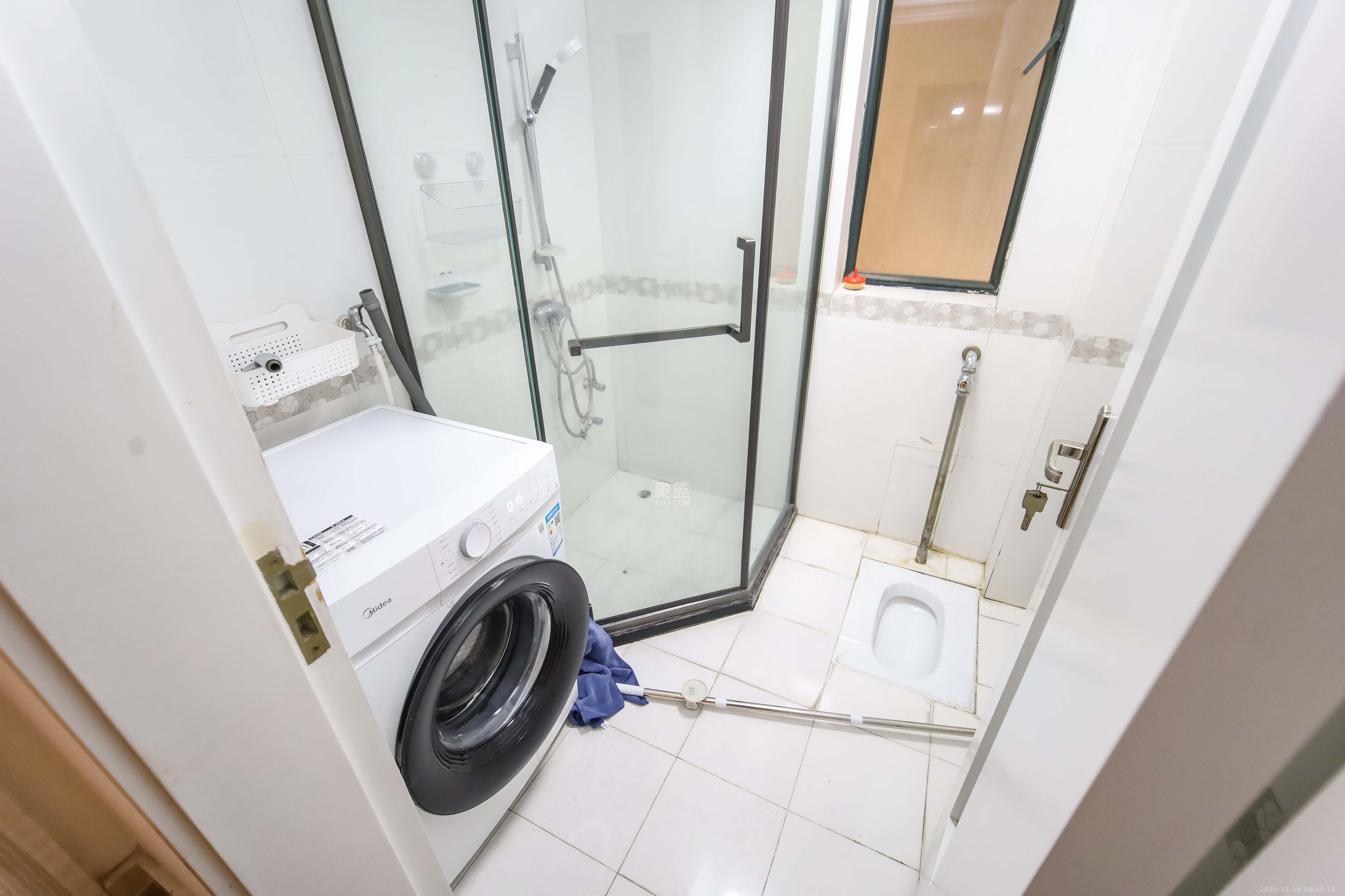 世嘉国际华城 2室2厅1卫 118.0万 世嘉国际华城 2室2厅1卫 118.0万卫生间