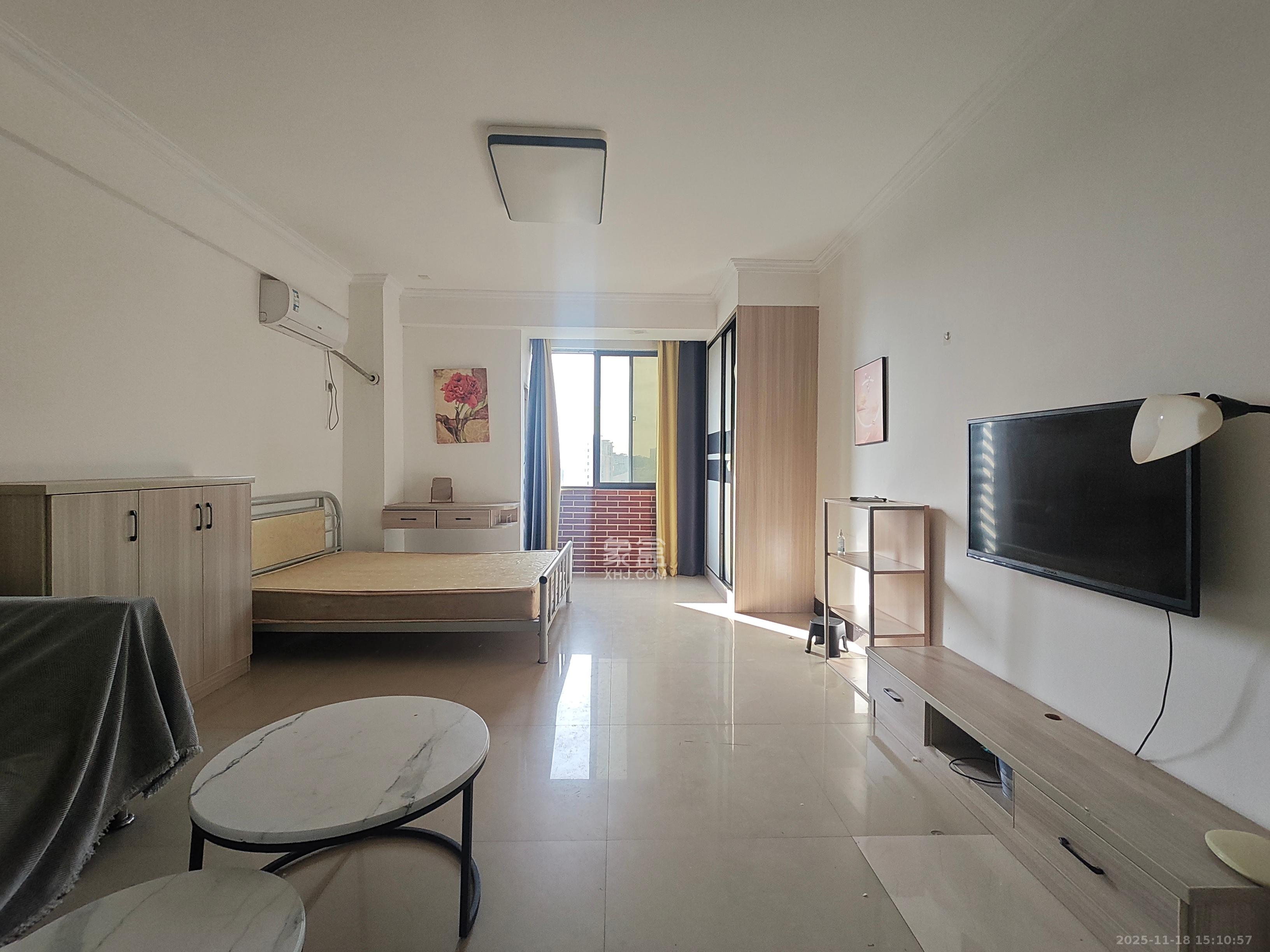 生活艺术城  1室1厅1卫    1300.0元/月室内图