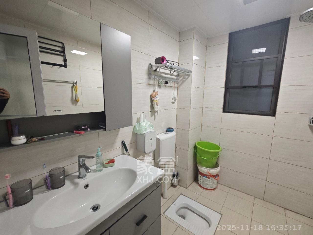 梅溪湖金茂湾 4室2厅2卫 3500.0元/月 梅溪湖金茂湾 4室2厅2卫 3500.0元/月室内图