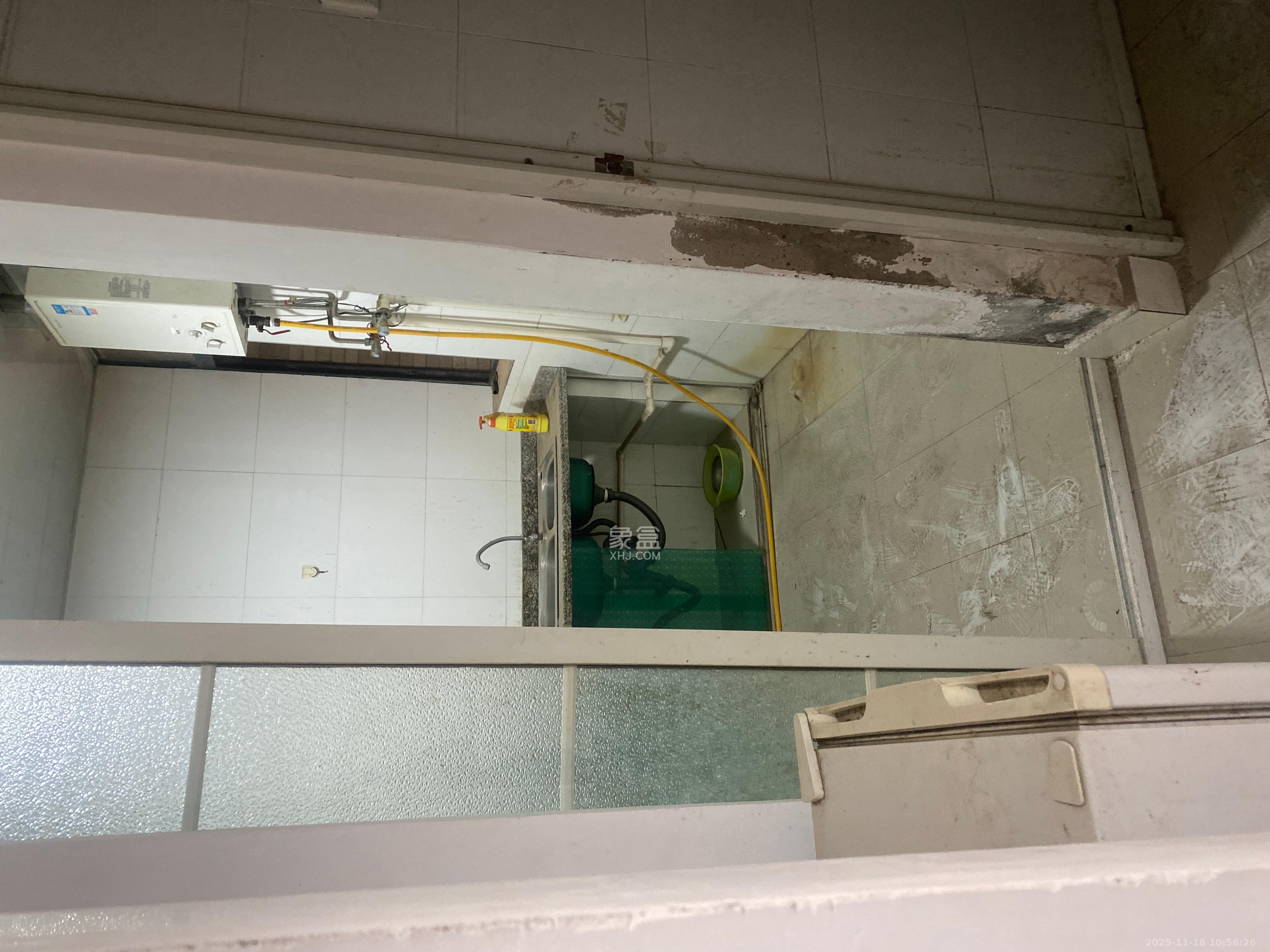 湘府9号  2室2厅1卫    2300.0元/月