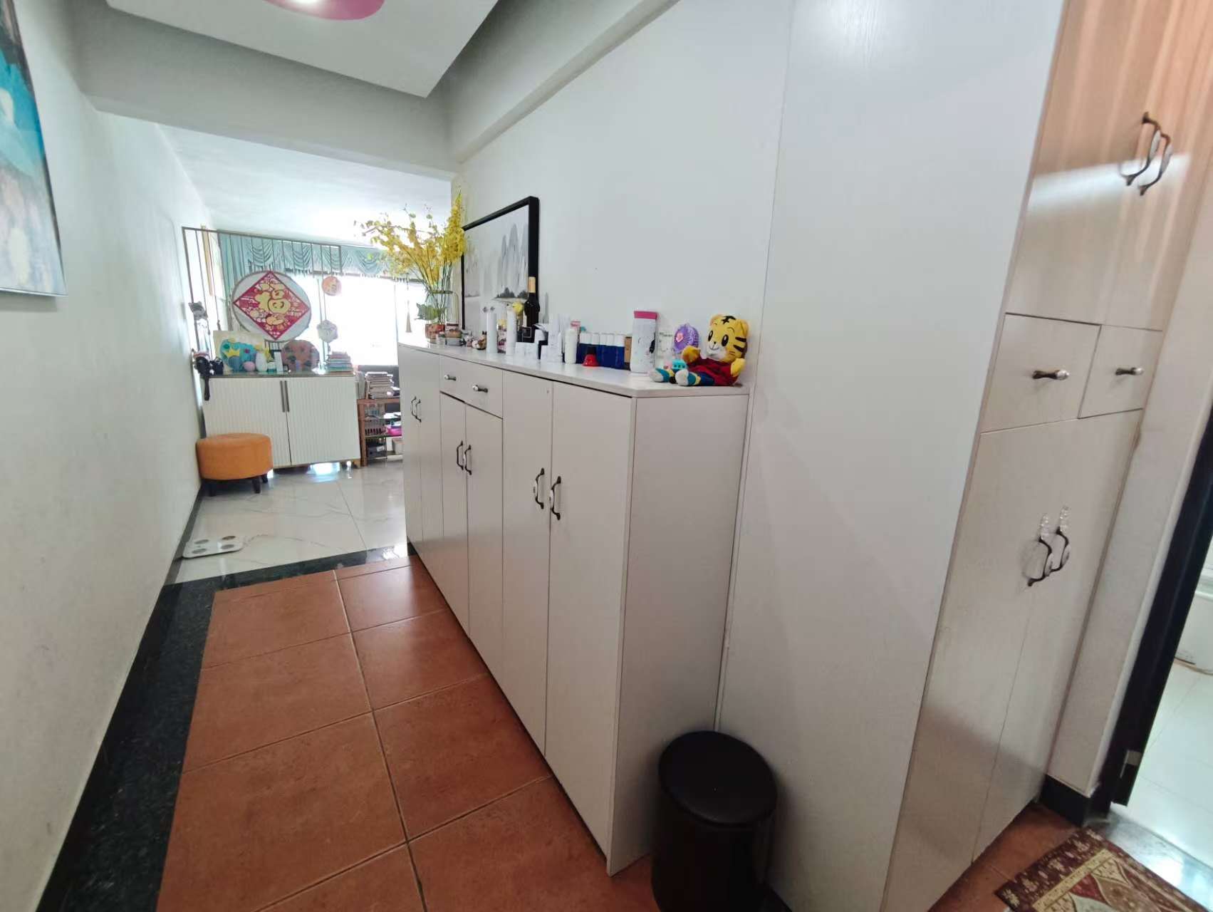 奥林匹克花园 3室2厅2卫 230.0万 奥林匹克花园 3室2厅2卫 230.0万客厅