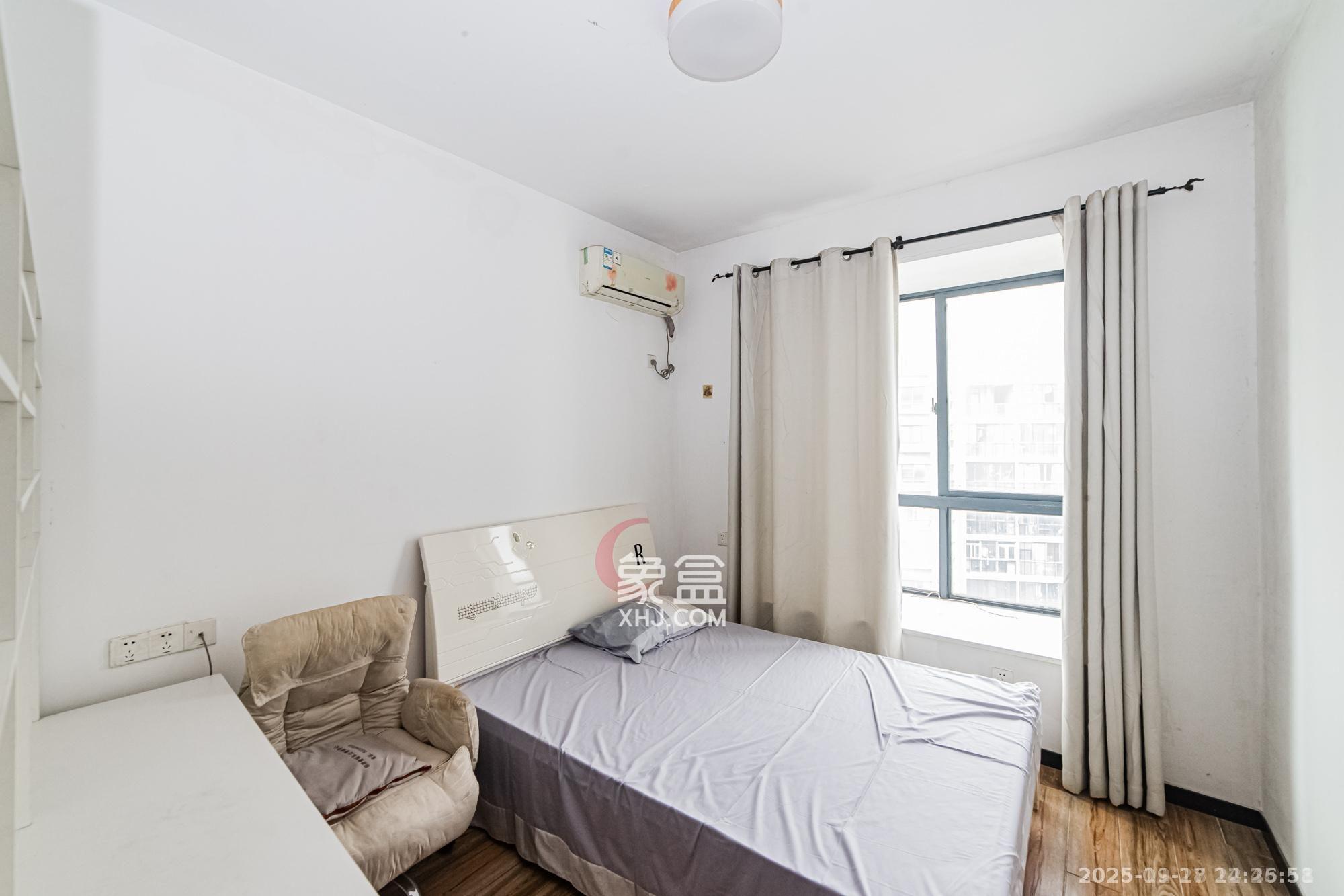 湘江世纪城临江苑  3室2厅1卫    2000.0元/月室内图