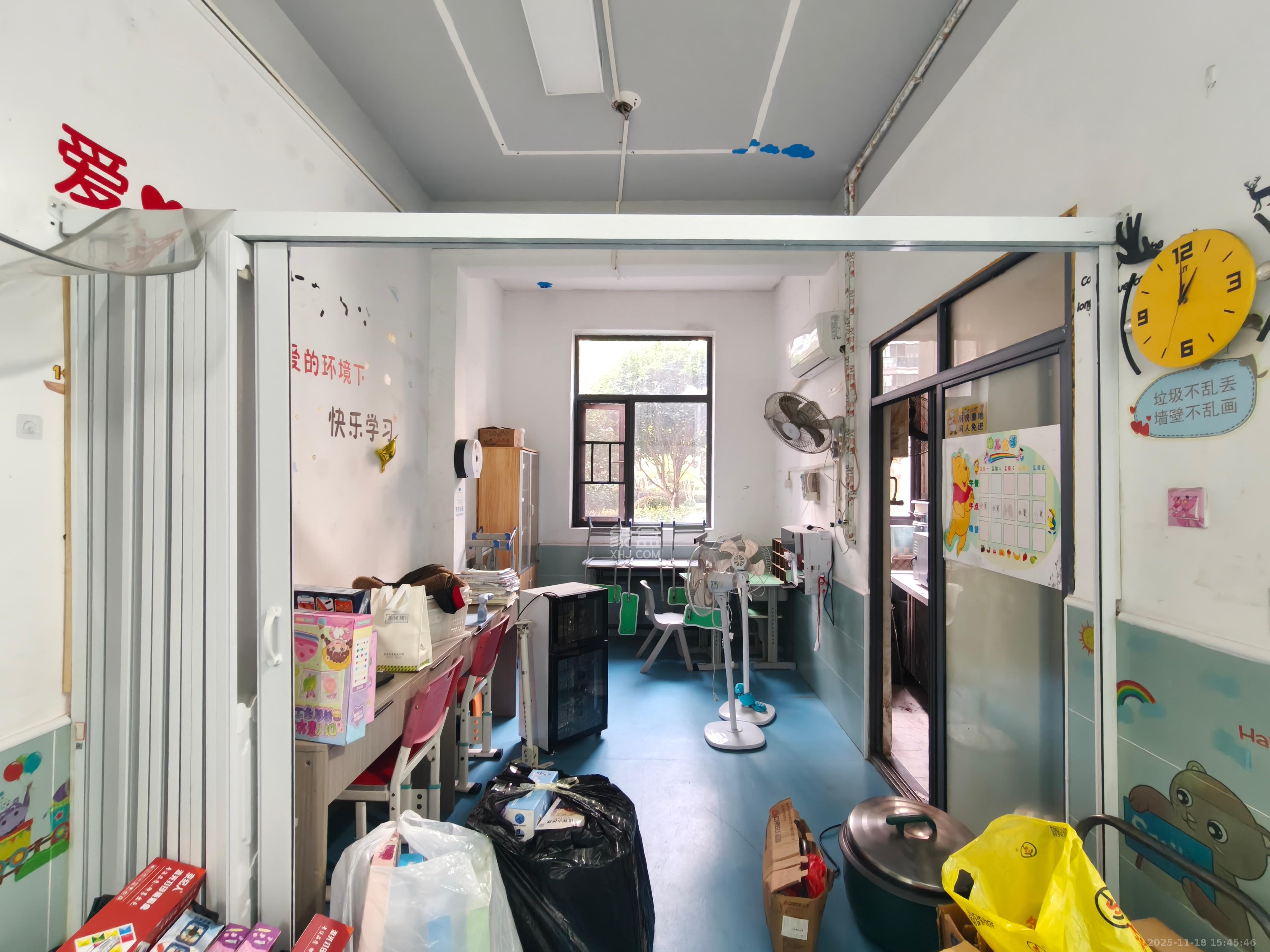 明昇壹城（明昇时代广场）一期  4室2厅2卫    3200.0元/月室内图