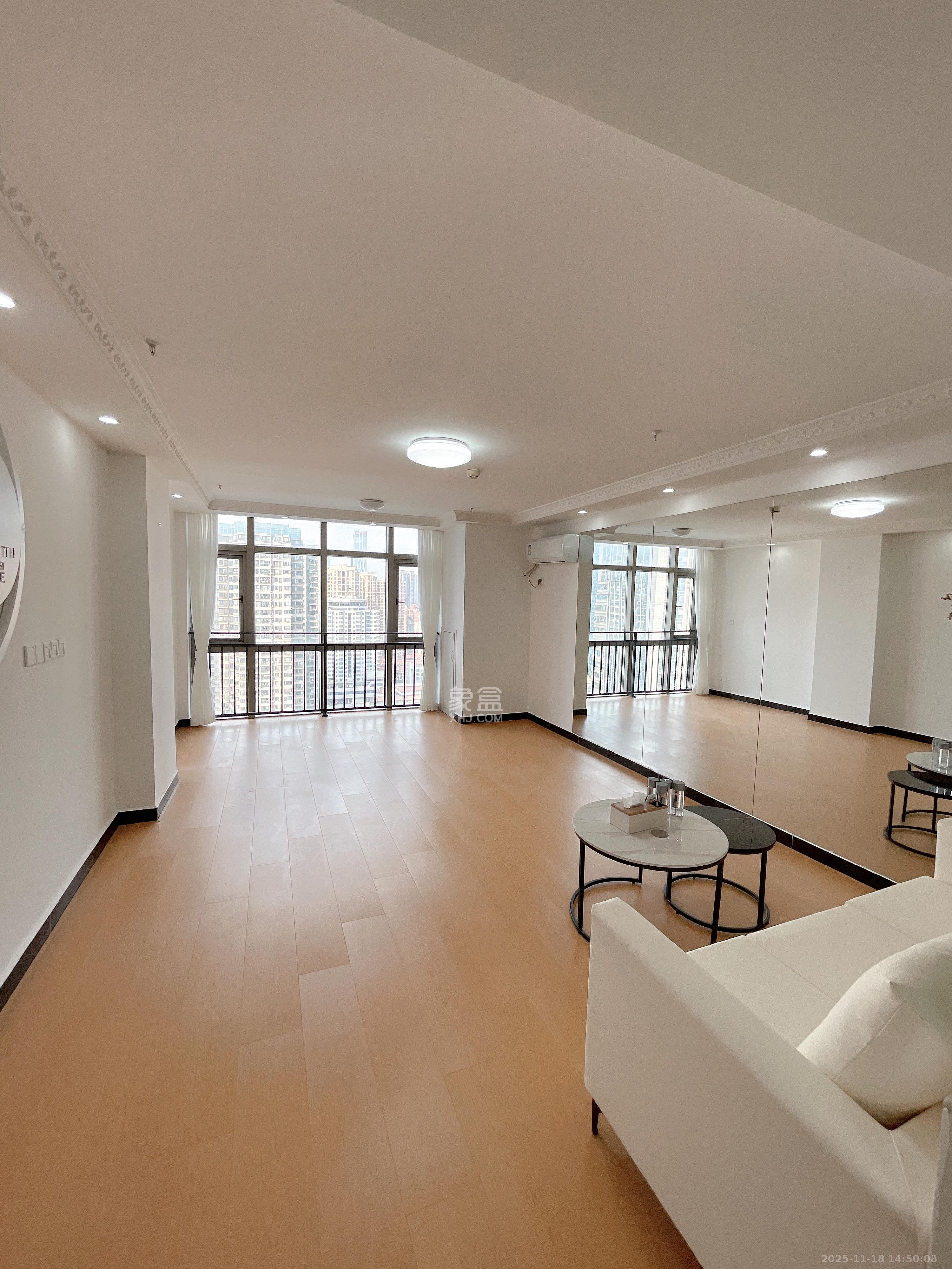 奥克斯广场 1室1厅1卫 1900.0元/月 奥克斯广场 1室1厅1卫 1900.0元/月室内图