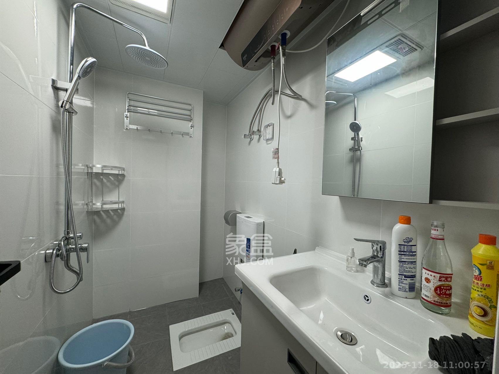 君悦新天地  2室1厅2卫    2400.0元/月室内图