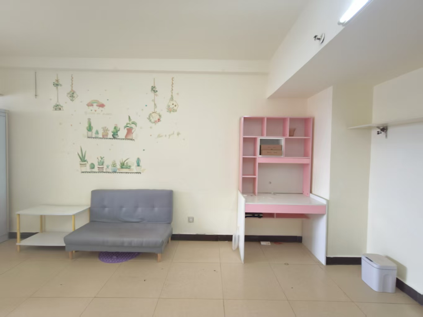 帝国大厦  1室1厅1卫    1500.0元/月室内图