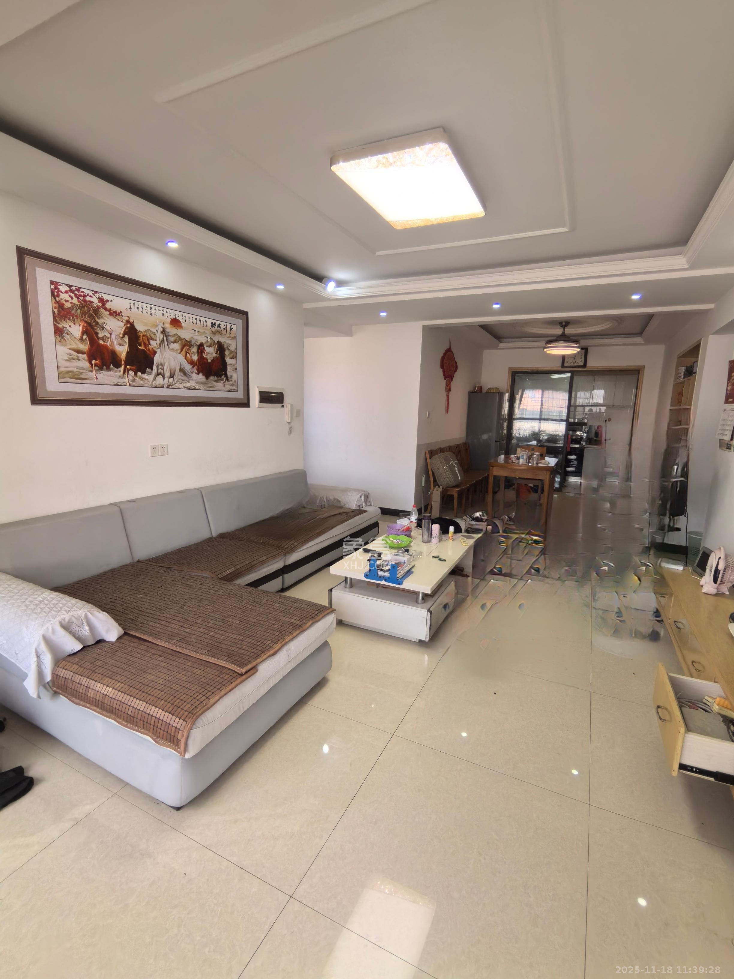 兴邦花城  3室2厅2卫    1500.0元/月