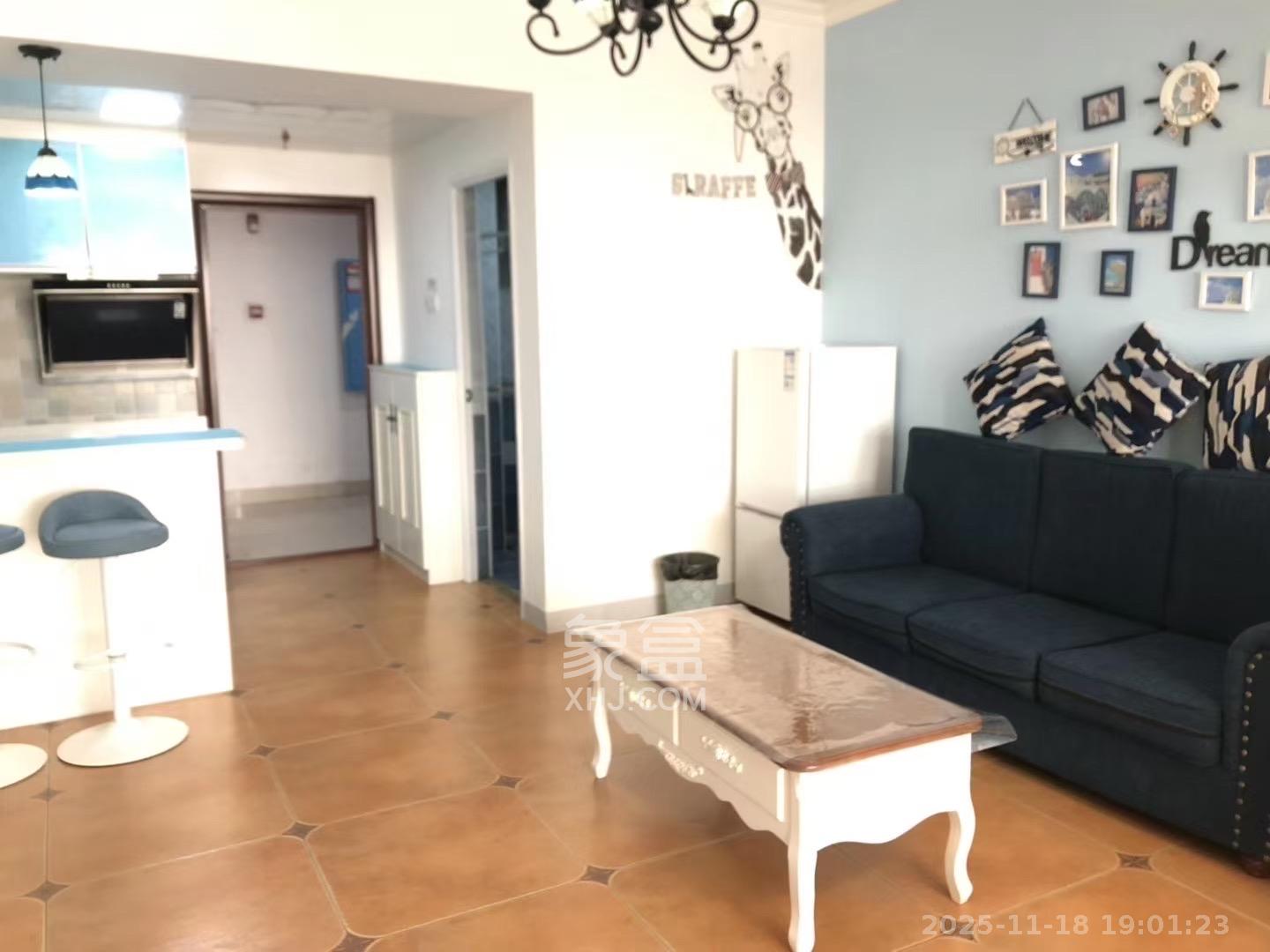 莲城步行街公寓  1室1厅1卫    24.0万客厅