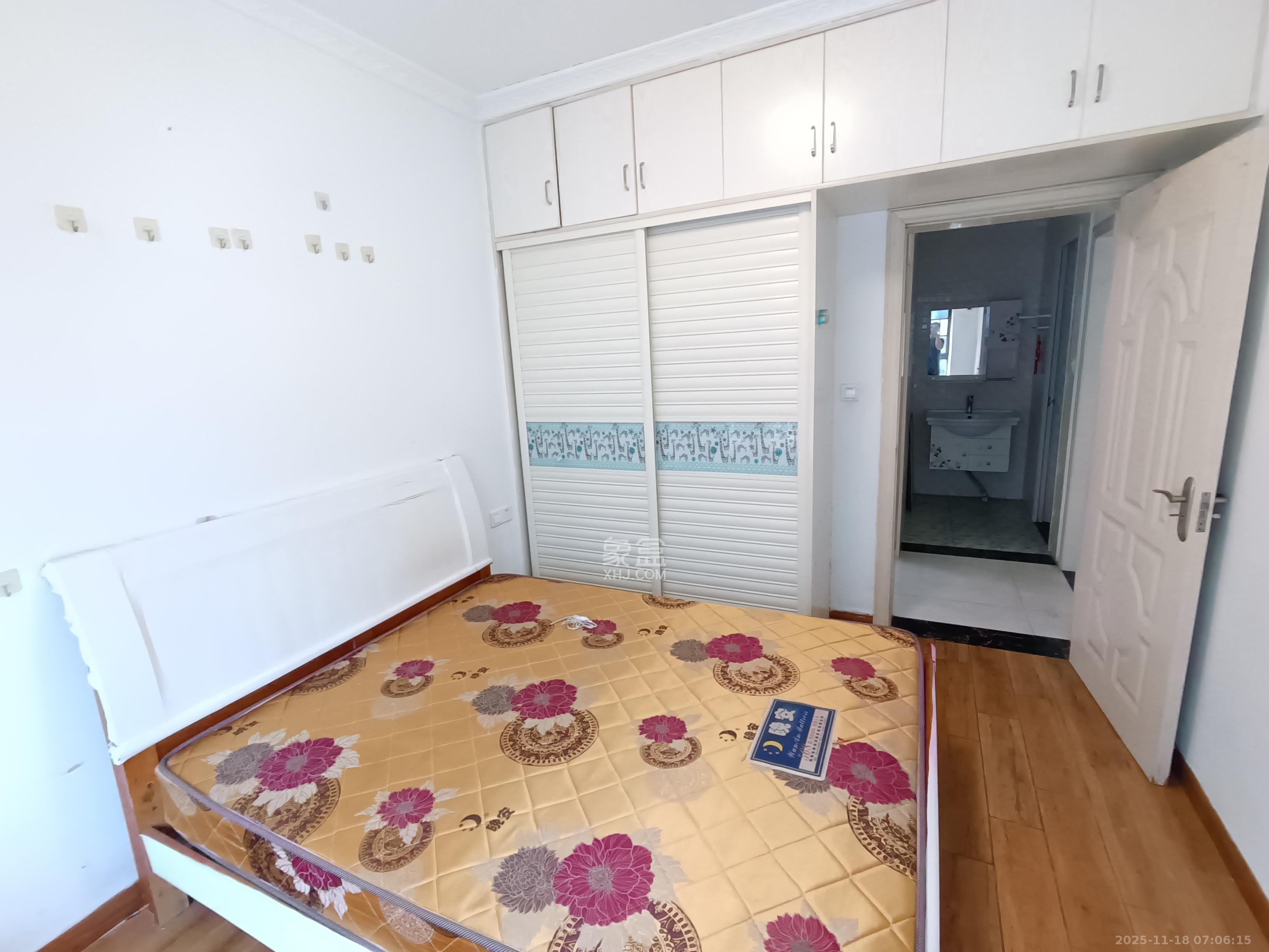 荣盛花语馨苑  2室2厅1卫    2120.0元/月室内图